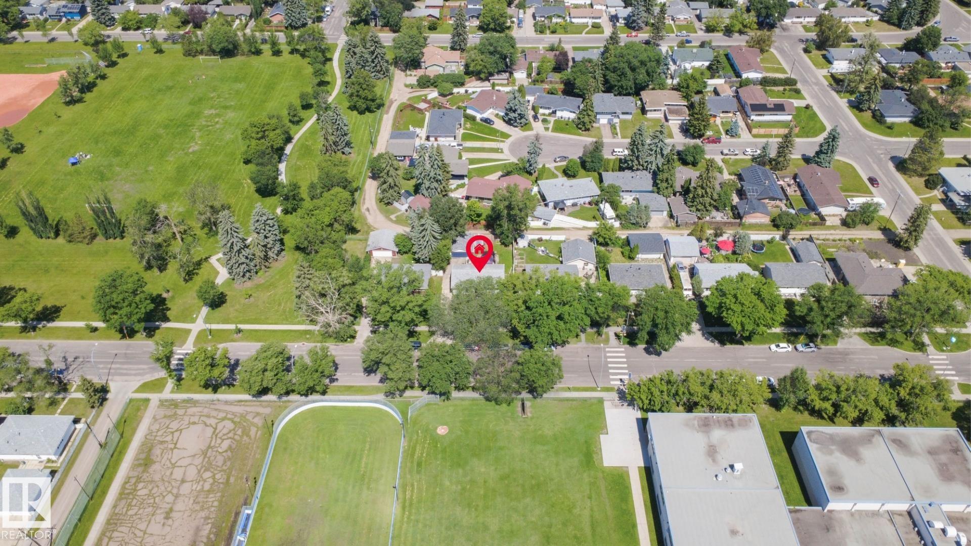https://zimg.paragon.ice.com/ParagonImages/Property/PM/RAE/225409845/27/0/0/169ccb2b95702fdc14787273c5a217ba/1/a07f253e7757405bb9f05e1d58248612/225409845-47a080f5-efe2-4d52-9f51-8d190e55664b.JPG
