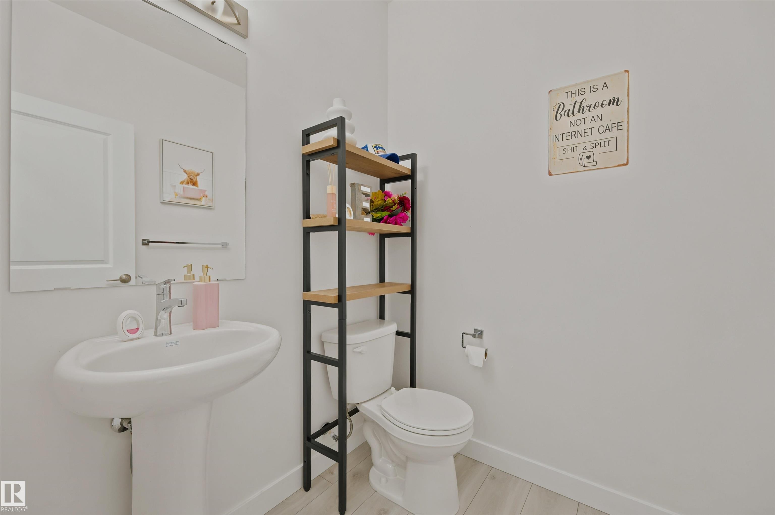 Photo 17 at 9815 107a Avenue, Morinville