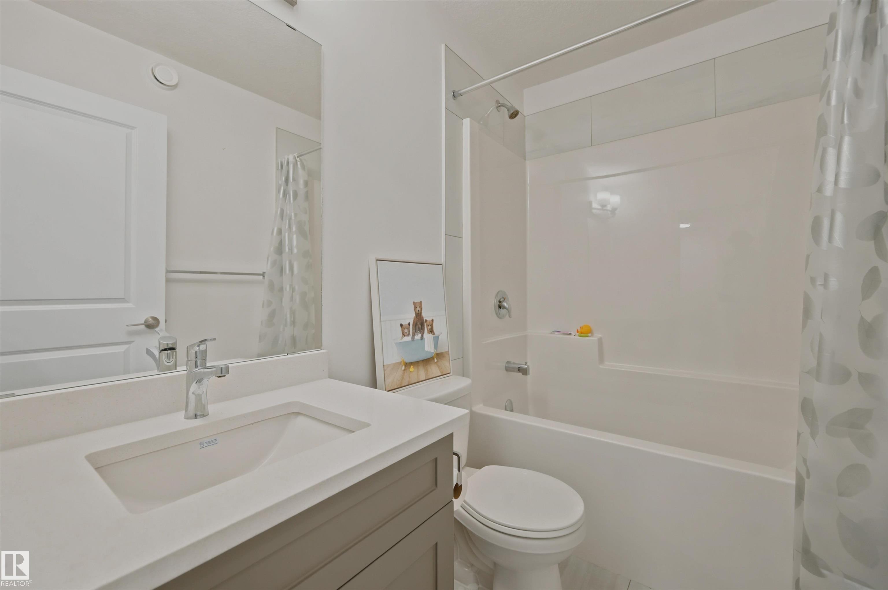 Photo 26 at 9815 107a Avenue, Morinville