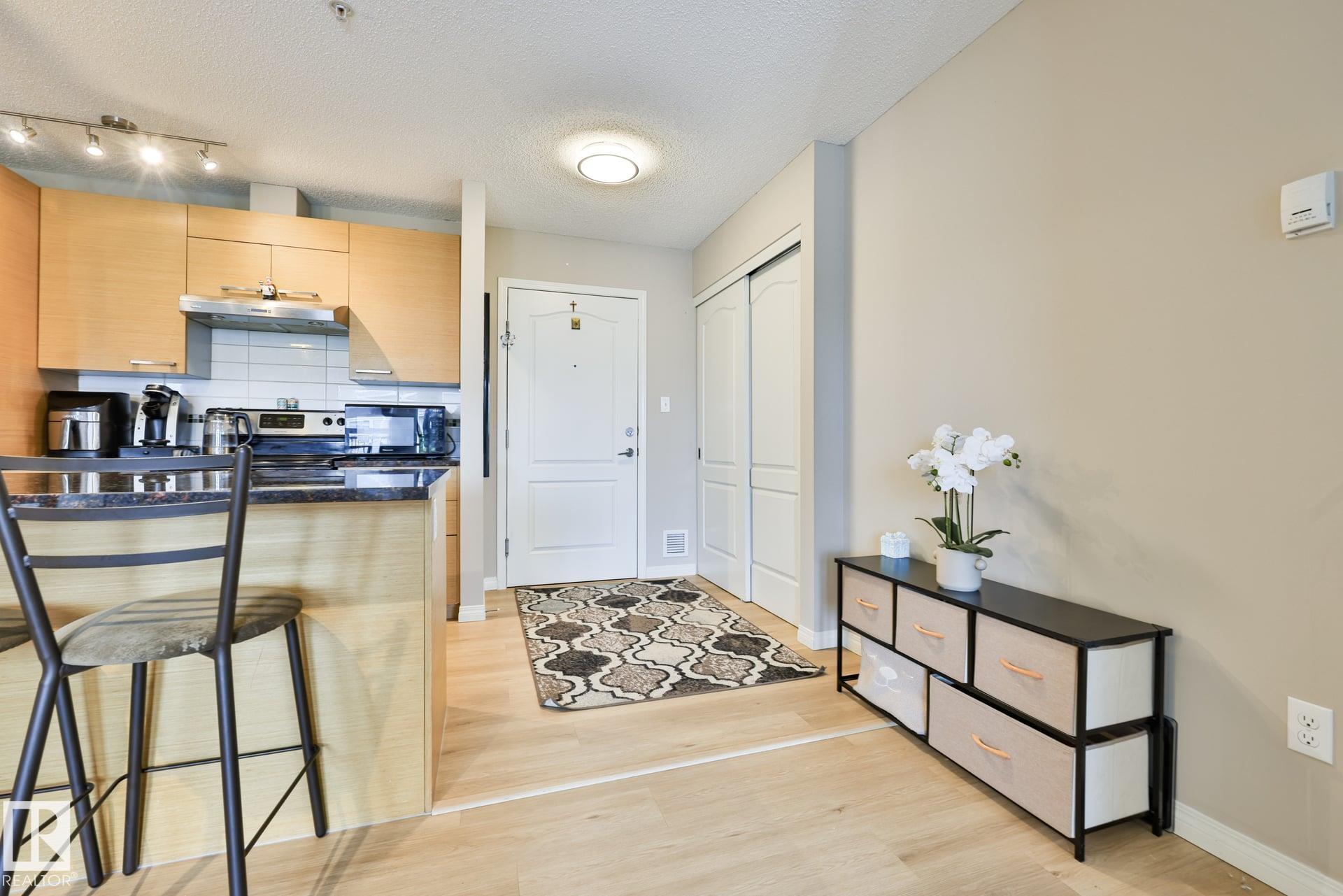 3320 - 9351 Simpson Drive NW, South Terwillegar, Edmonton