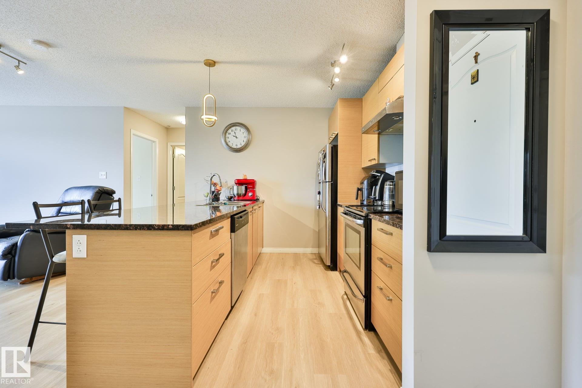 3320 - 9351 Simpson Drive NW, South Terwillegar, Edmonton