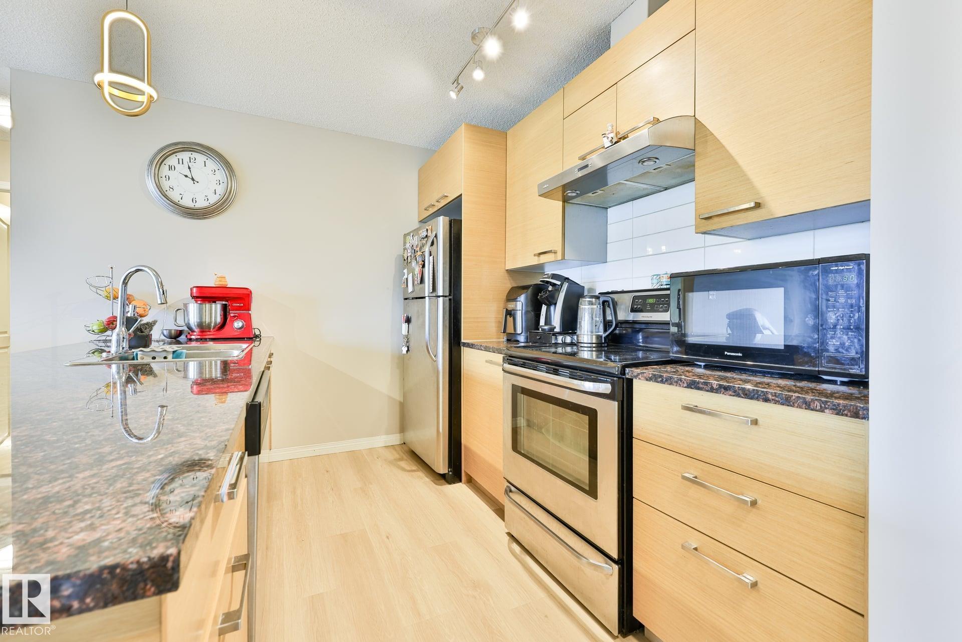 3320 - 9351 Simpson Drive NW, South Terwillegar, Edmonton