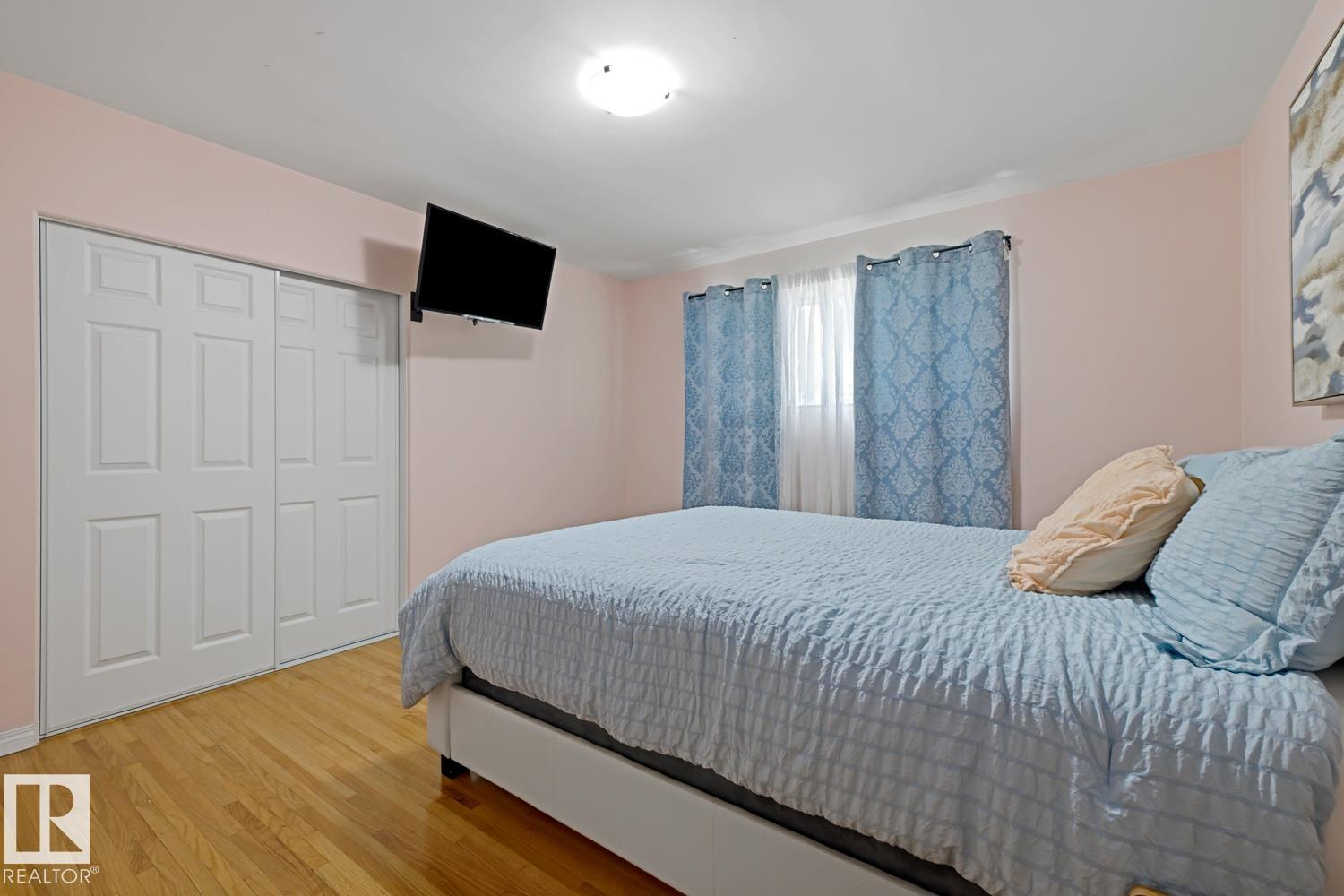 https://zimg.paragon.ice.com/ParagonImages/Property/PM/RAE/225409922/27/0/0/fd7c8853fa00ece058d76735ef249b06/1/62c6b4bb7e9af5fcd56b4b49bc340614/225409922-b5152c1a-8945-42dd-ac1c-87cb530fc911.JPG