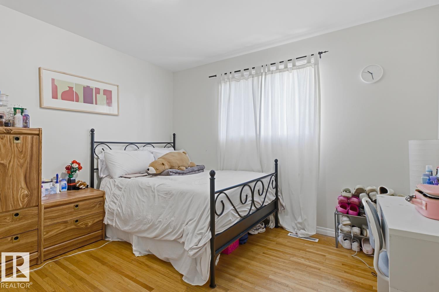 https://zimg.paragon.ice.com/ParagonImages/Property/PM/RAE/225409922/29/0/0/8f9cafa43626003b796b6ce4e5d79857/1/62c6b4bb7e9af5fcd56b4b49bc340614/225409922-f1a96b36-6ca9-4f68-8782-865262a1250a.JPG