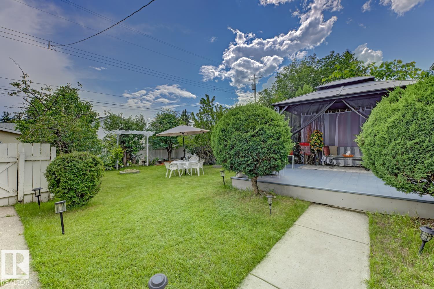 Picture for 15707 92 AV NW