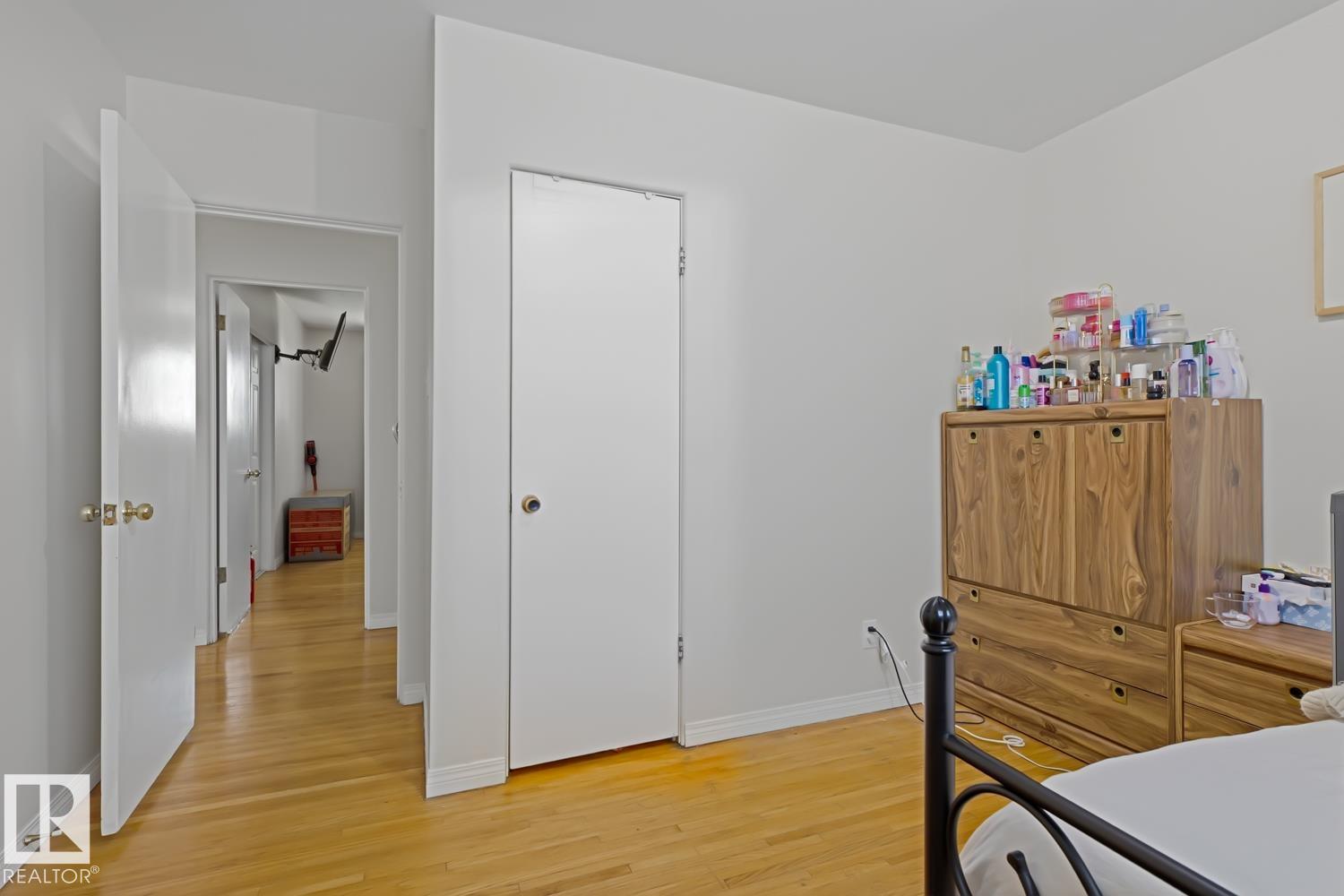 https://zimg.paragon.ice.com/ParagonImages/Property/PM/RAE/225409922/30/0/0/e957100299dba208c9e25ebafd41ef48/1/62c6b4bb7e9af5fcd56b4b49bc340614/225409922-6095f35a-1fe1-4bc3-9518-ddcd4efd9457.JPG
