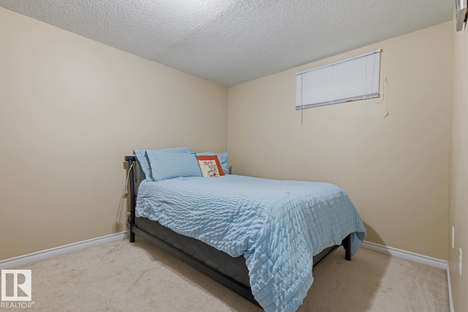 https://zimg.paragon.ice.com/ParagonImages/Property/PM/RAE/225409922/35/0/0/b30d406b5724518e205ffbe5eda8f74f/1/62c6b4bb7e9af5fcd56b4b49bc340614/225409922-ef7a66c1-3cb2-4f8e-be85-86103c2cfcf1.JPG