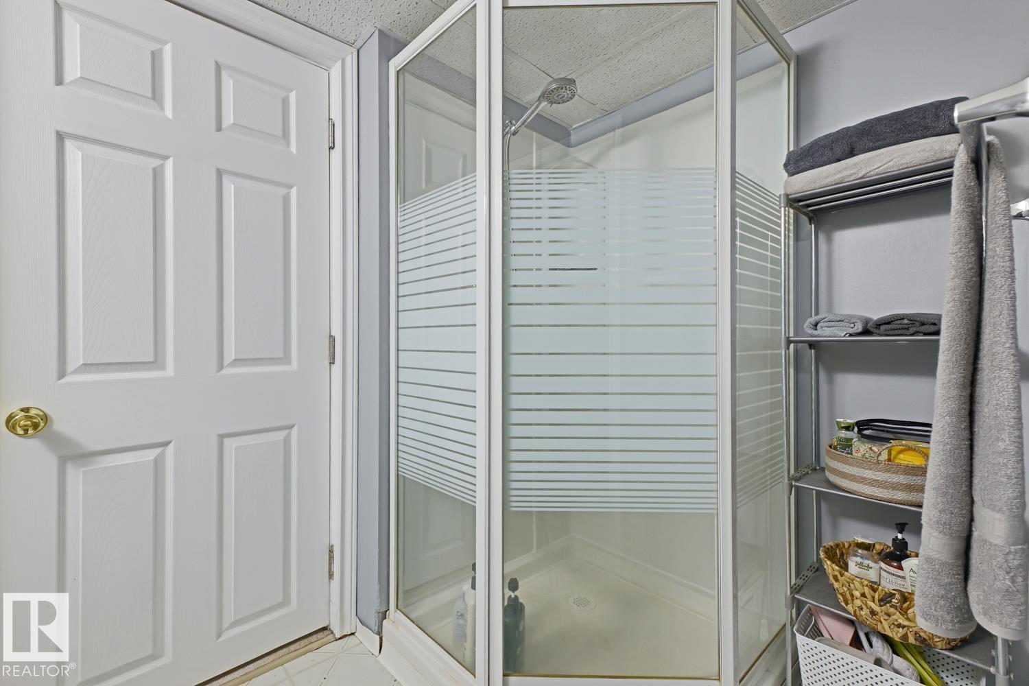 https://zimg.paragon.ice.com/ParagonImages/Property/PM/RAE/225409922/39/0/0/77f6cd2c6ca9d363158256f10e3cdd16/1/62c6b4bb7e9af5fcd56b4b49bc340614/225409922-6a844a4c-6323-4f2c-abab-0c0d63b7af79.JPG