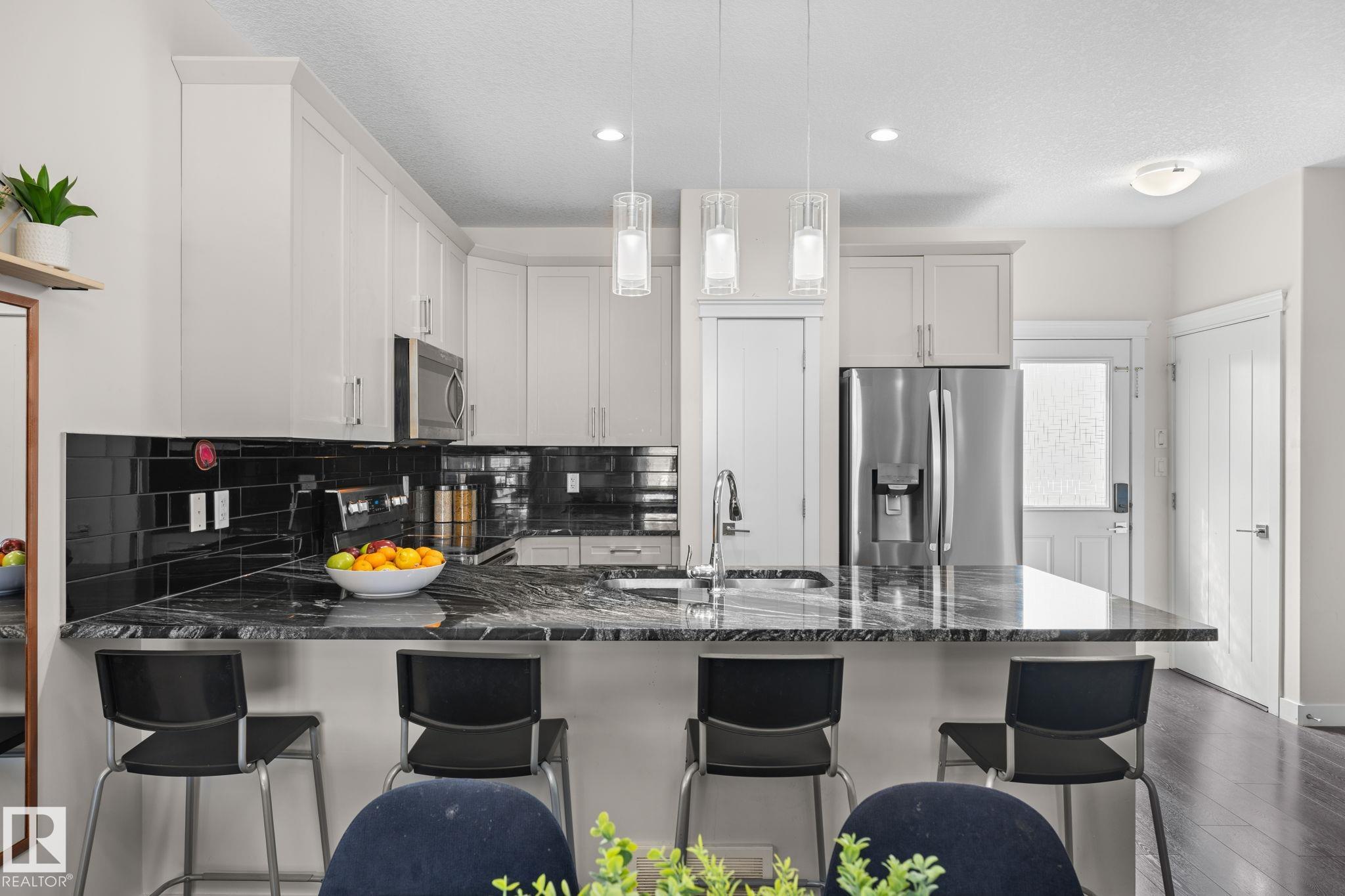 Photo 11 at 6689 Cardinal Road SW, Chappelle Area, Edmonton