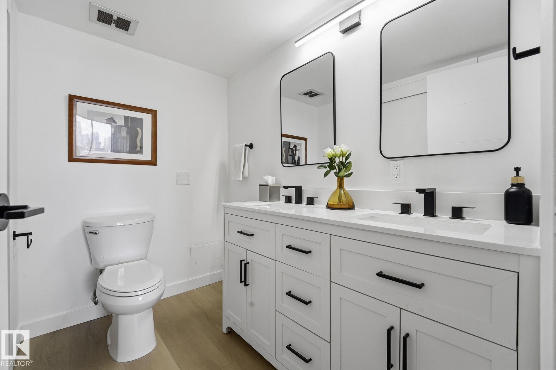 Photo 17 at 1404 - 10160 115 Street NW, Wîhkwêntôwin, Edmonton