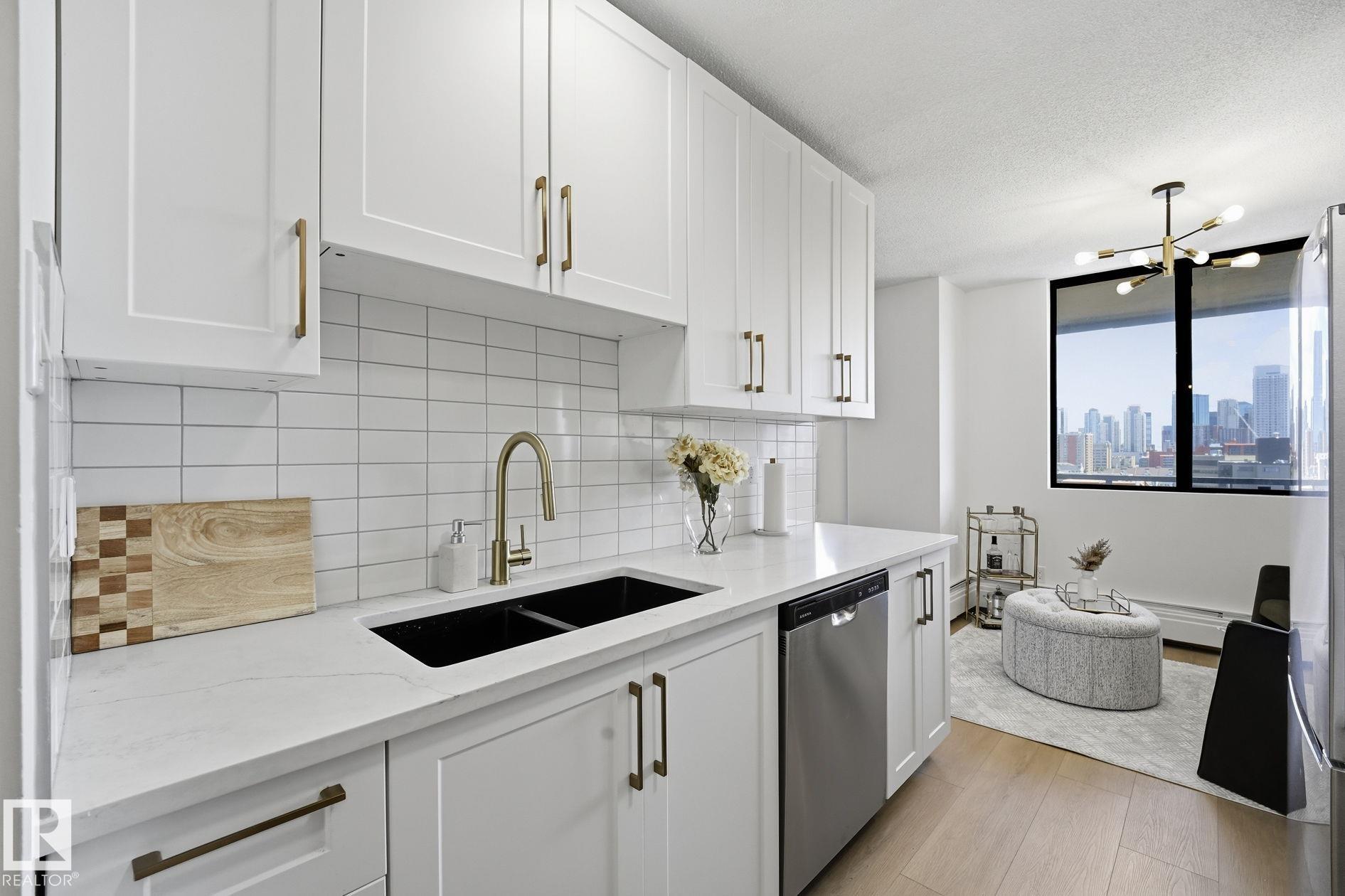 Photo 9 at 1404 - 10160 115 Street NW, Wîhkwêntôwin, Edmonton