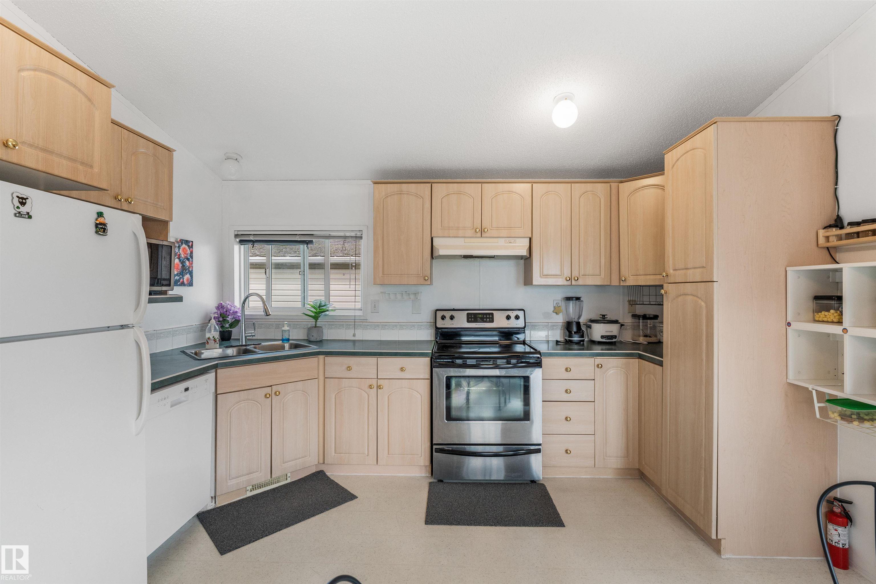 Photo 22 at 120 Springfield Crescent, Spruce Woods, Spruce Grove