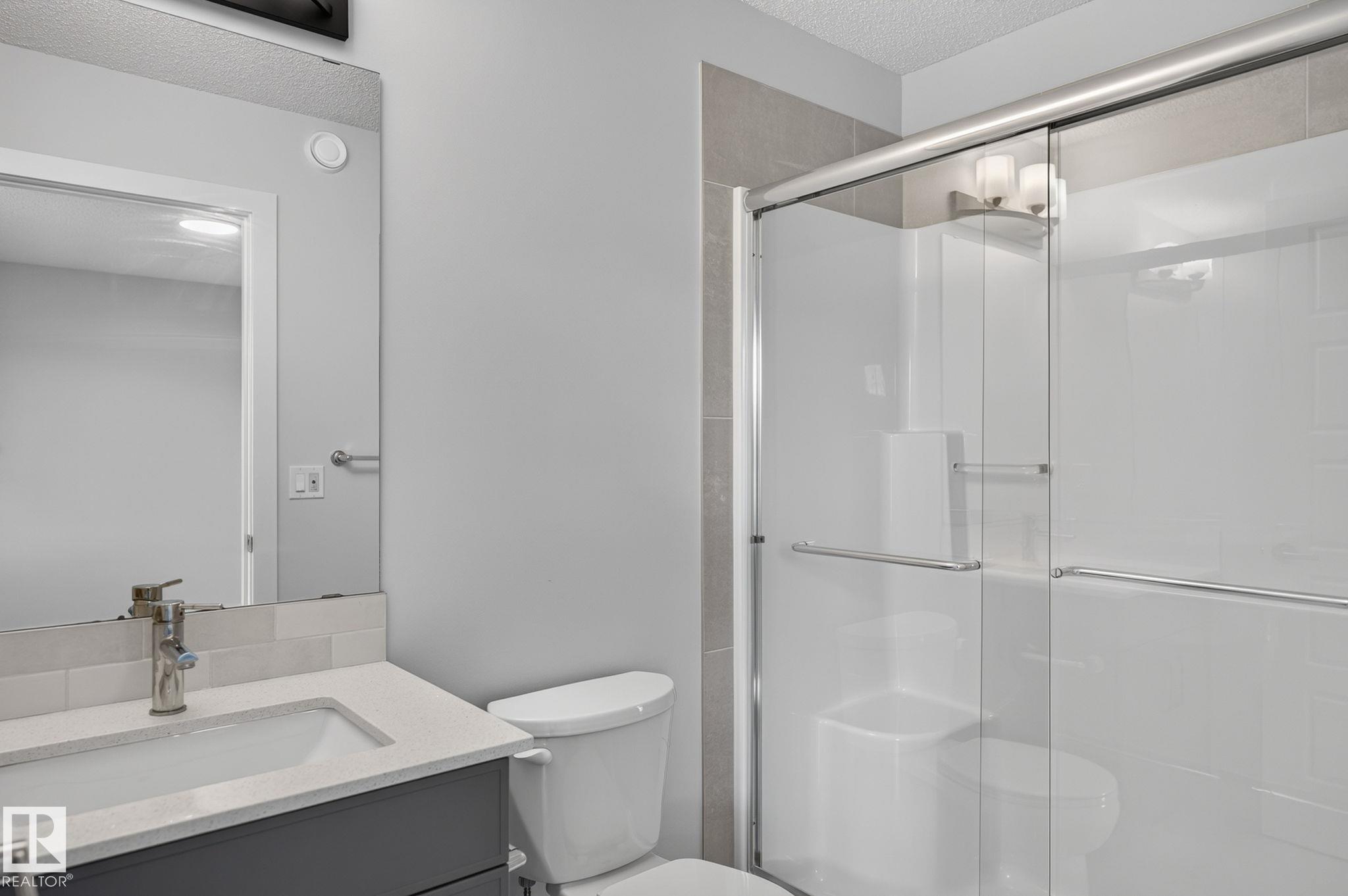https://zimg.paragon.ice.com/ParagonImages/Property/PM/RAE/225410003/29/0/0/5293dfa4fc56bbefcb7f4d2442a73135/1/44c0b86c7605fb6e690b45ca4df09a20/225410003-26f7f9b0-c516-4247-b887-938ae3a16195.JPG