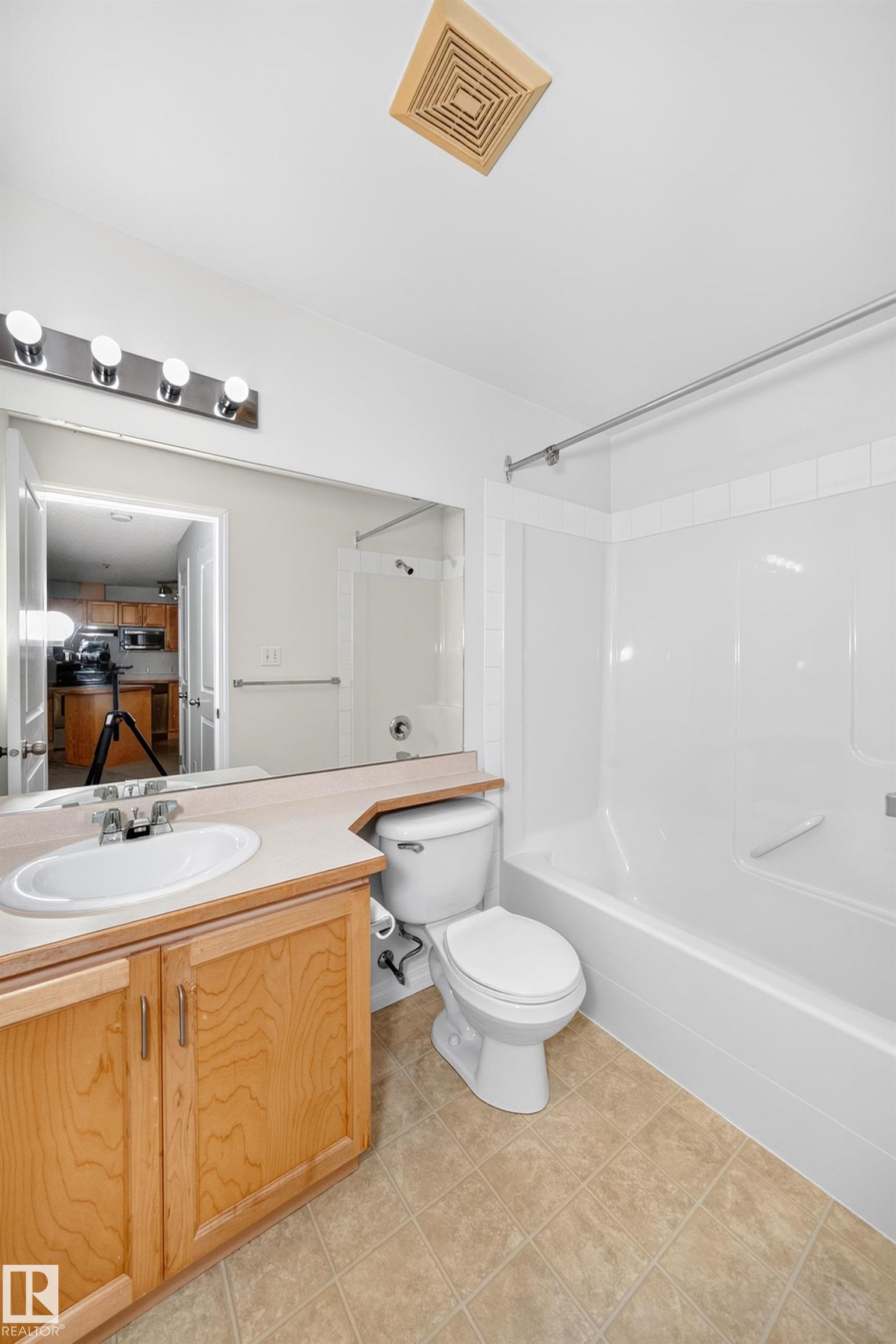 Photo 34 at 221 - 11325 83 Street NW, Parkdale, Edmonton
