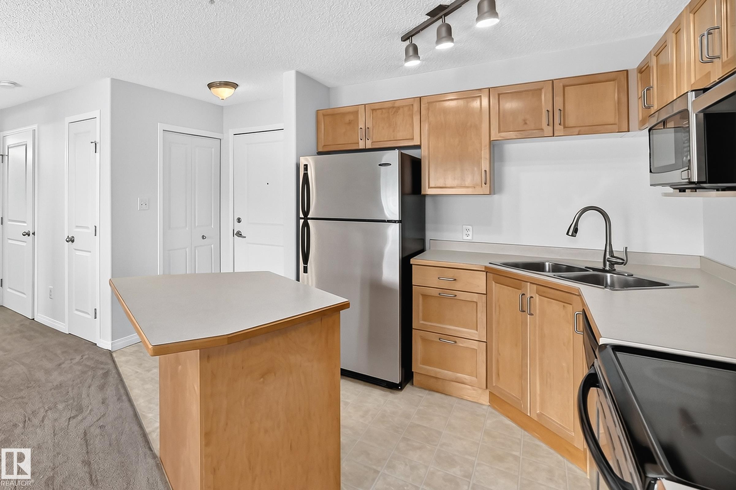 Photo 8 at 221 - 11325 83 Street NW, Parkdale, Edmonton