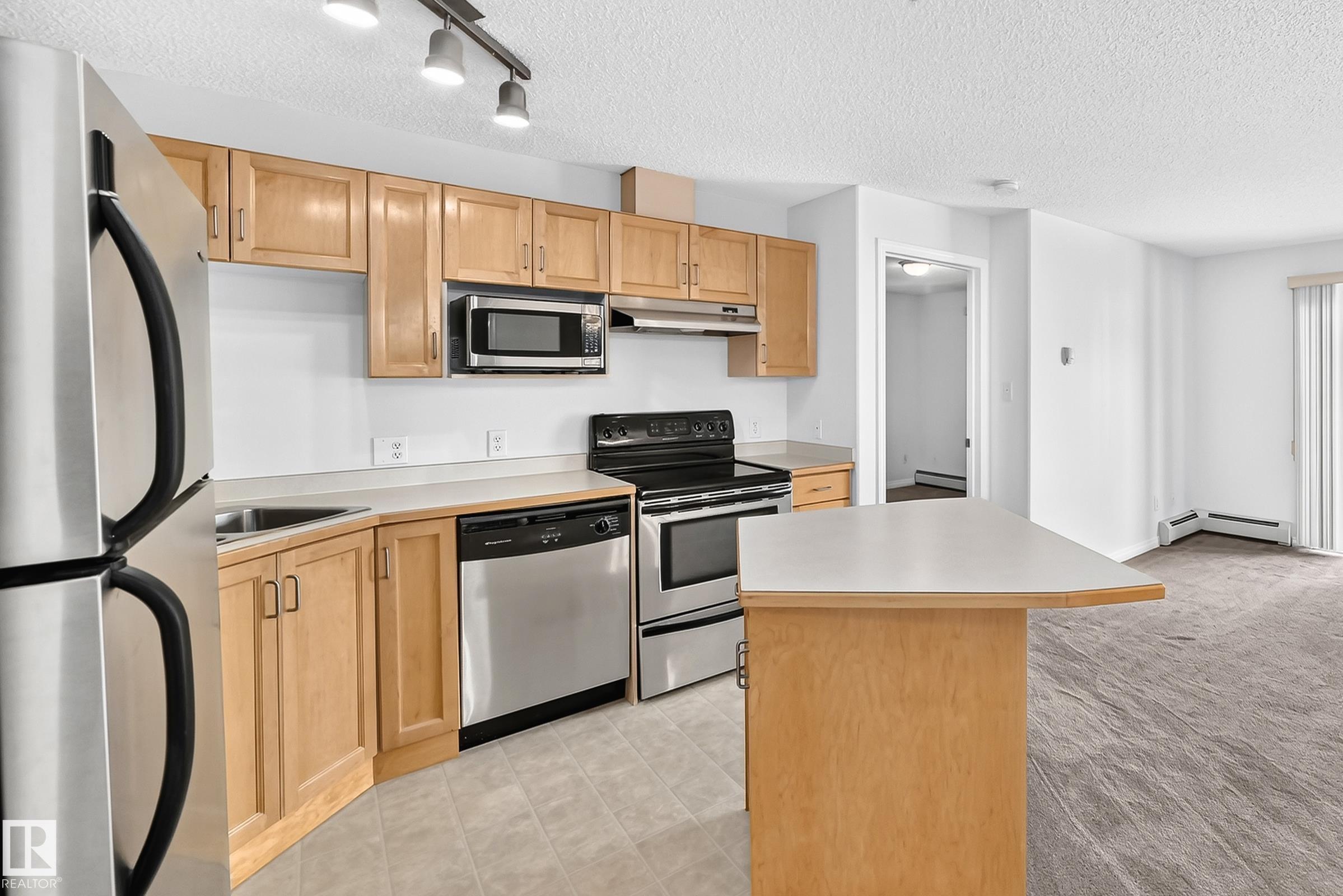 Photo 9 at 221 - 11325 83 Street NW, Parkdale, Edmonton
