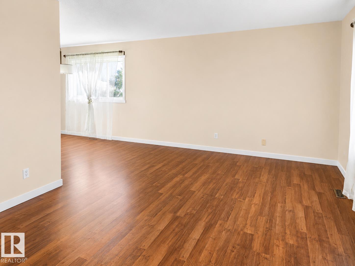 Picture for 4304 121 AV NW