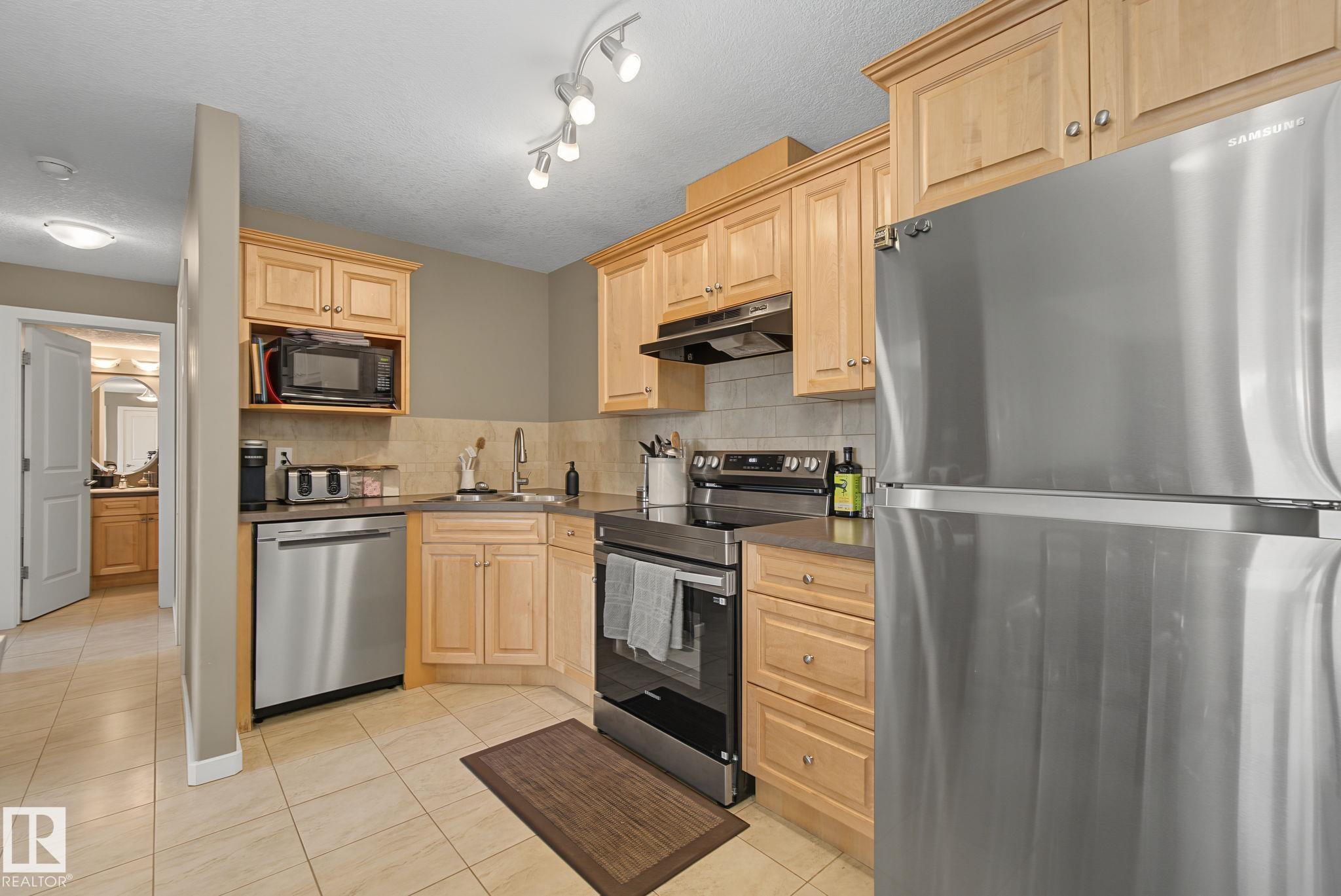 Photo 9 at 202 - 11935 106st NW, Westwood, Edmonton