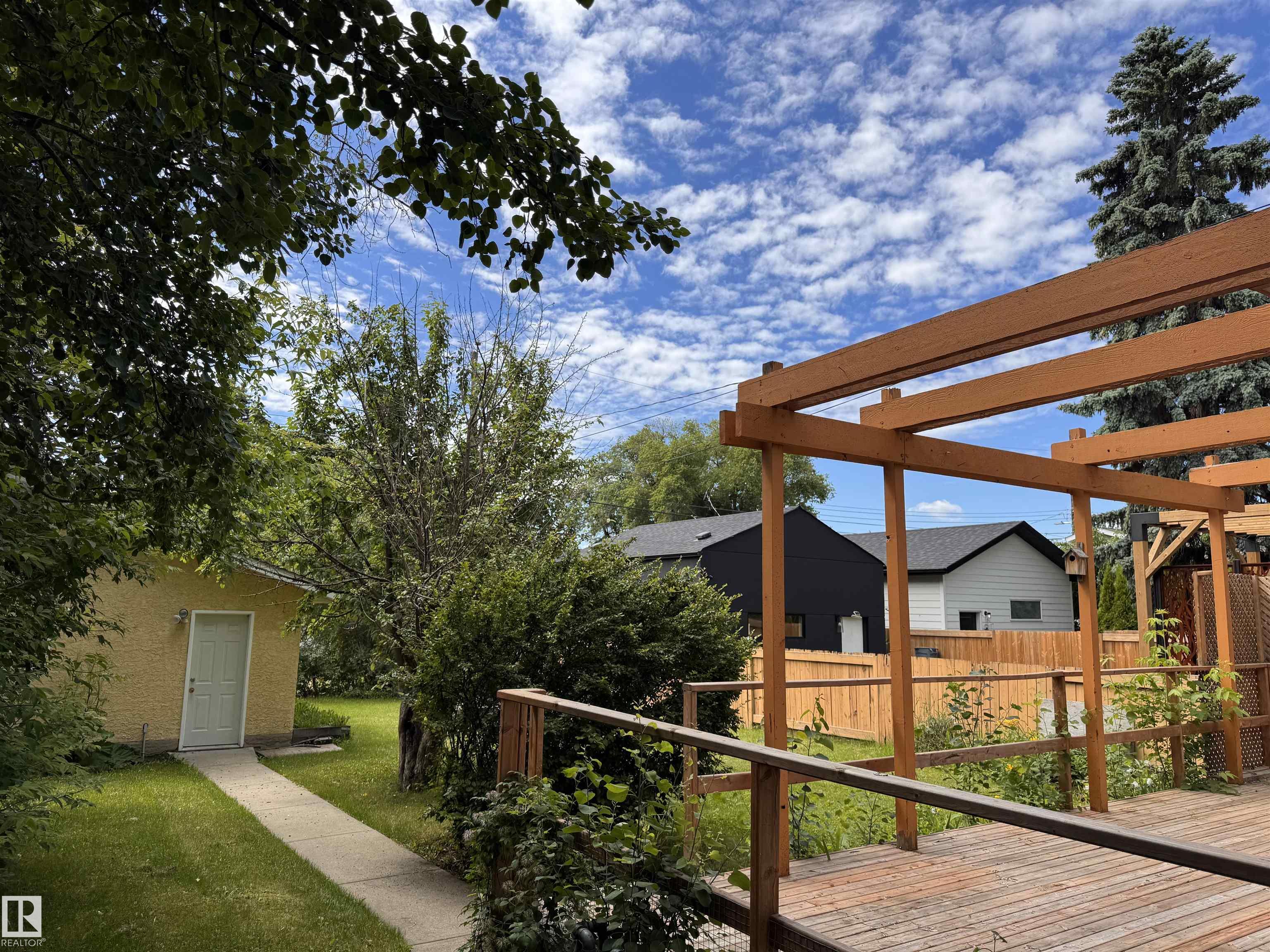 Photo 20 at 14019 106 Avenue NW, Glenora, Edmonton