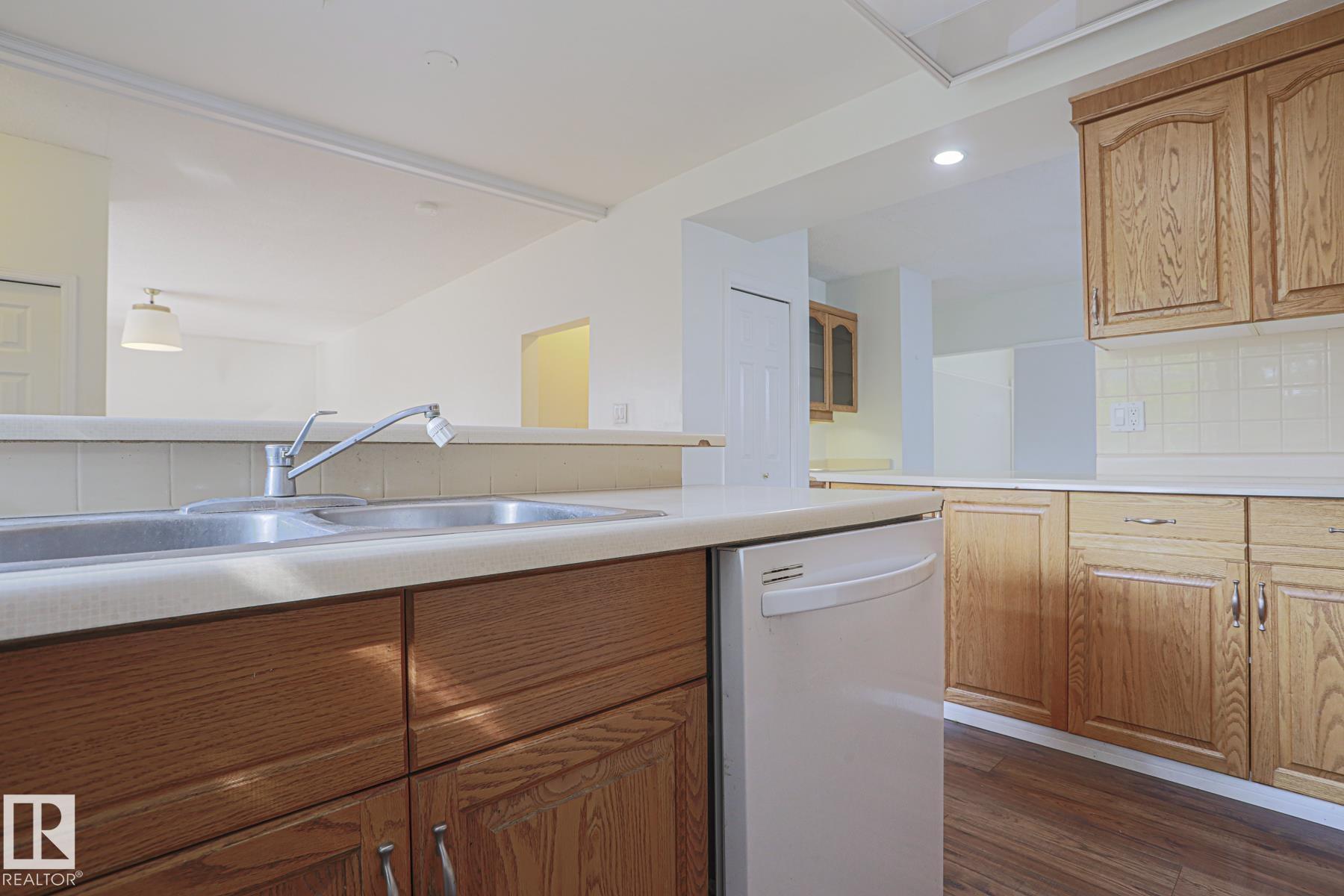 Photo 8 at 14019 106 Avenue NW, Glenora, Edmonton
