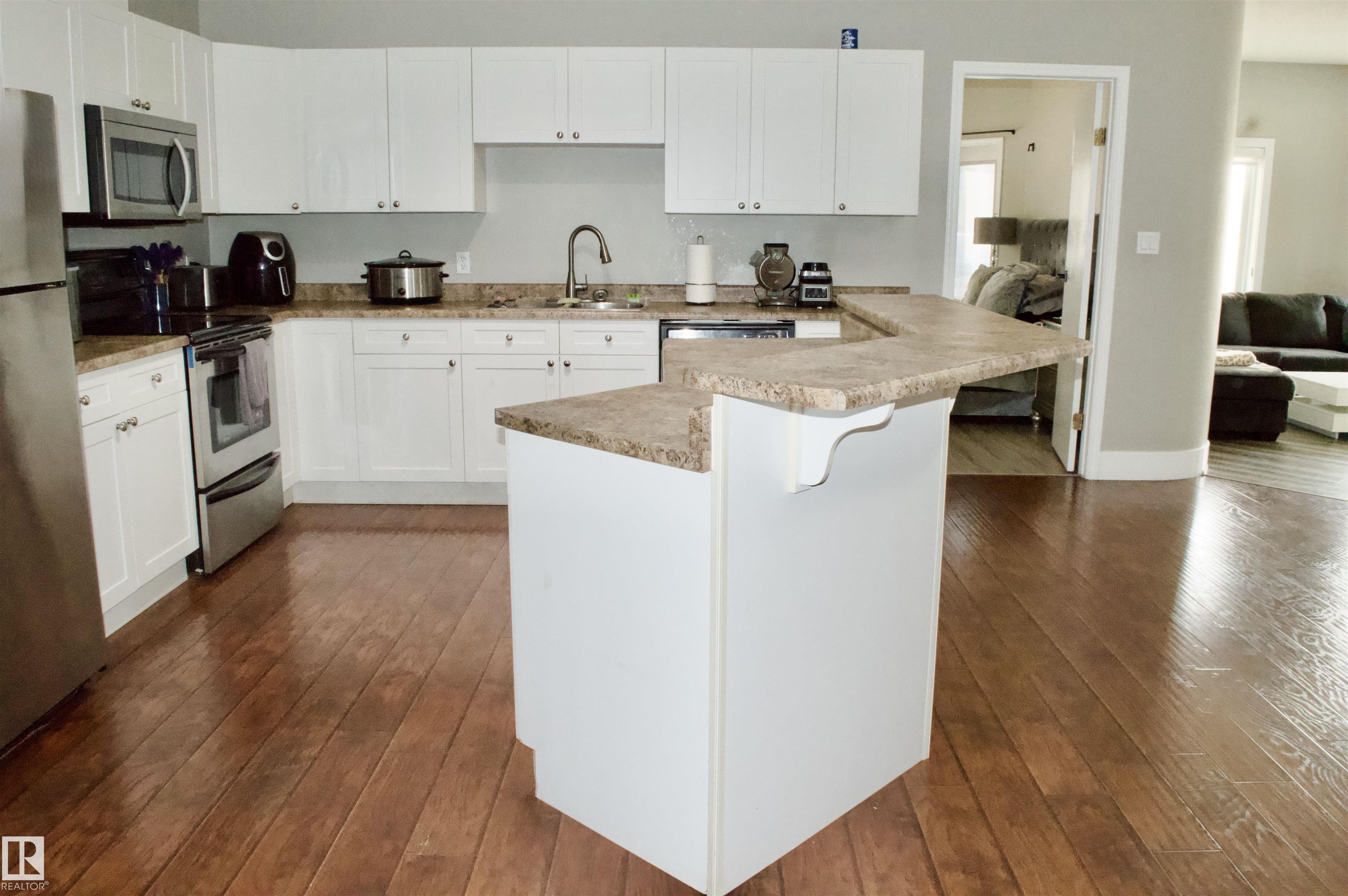 Photo 11 at 104 - 4312 139 Avenue NW, Clareview Town Centre, Edmonton