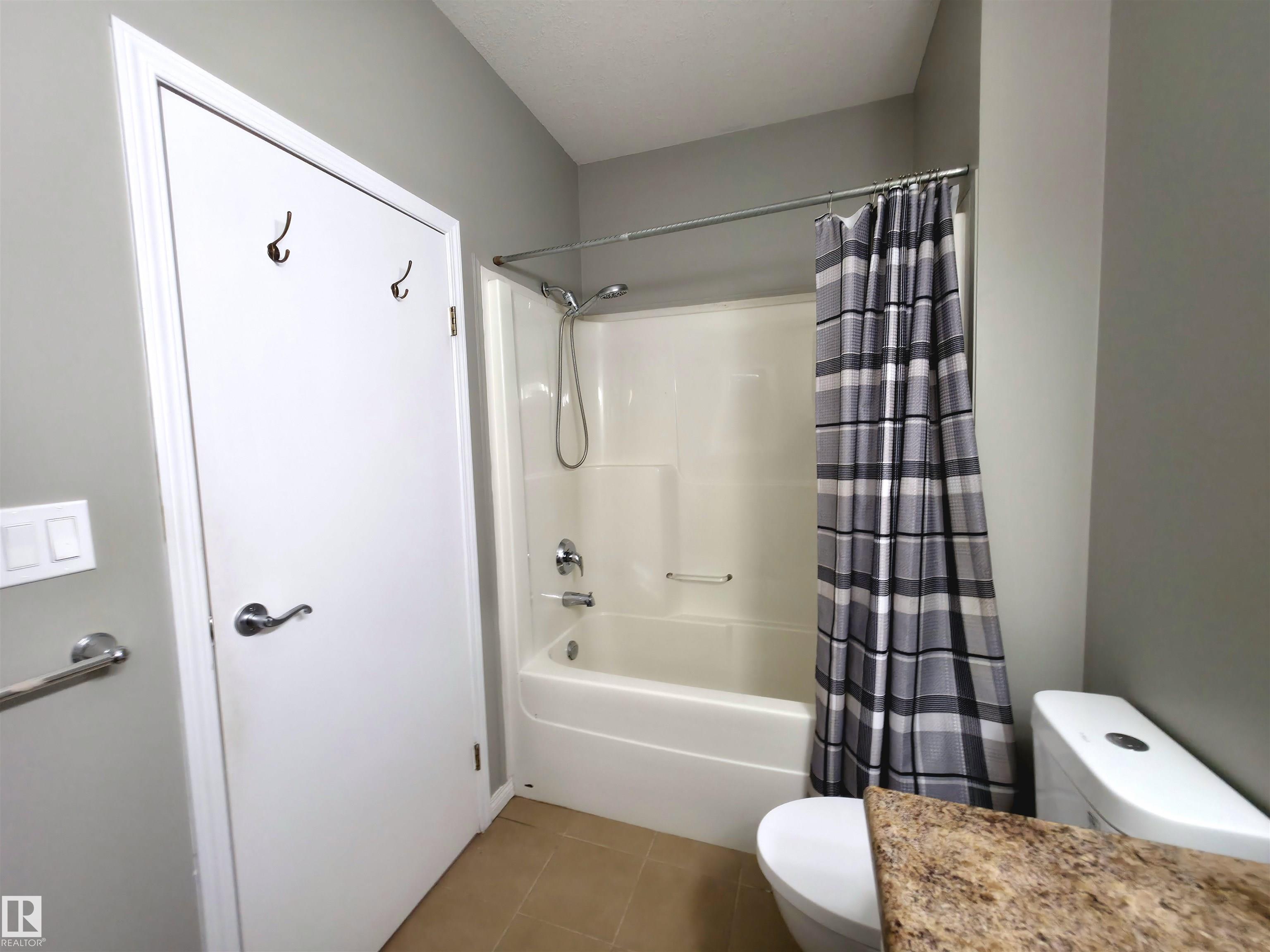 Photo 18 at 104 - 4312 139 Avenue NW, Clareview Town Centre, Edmonton
