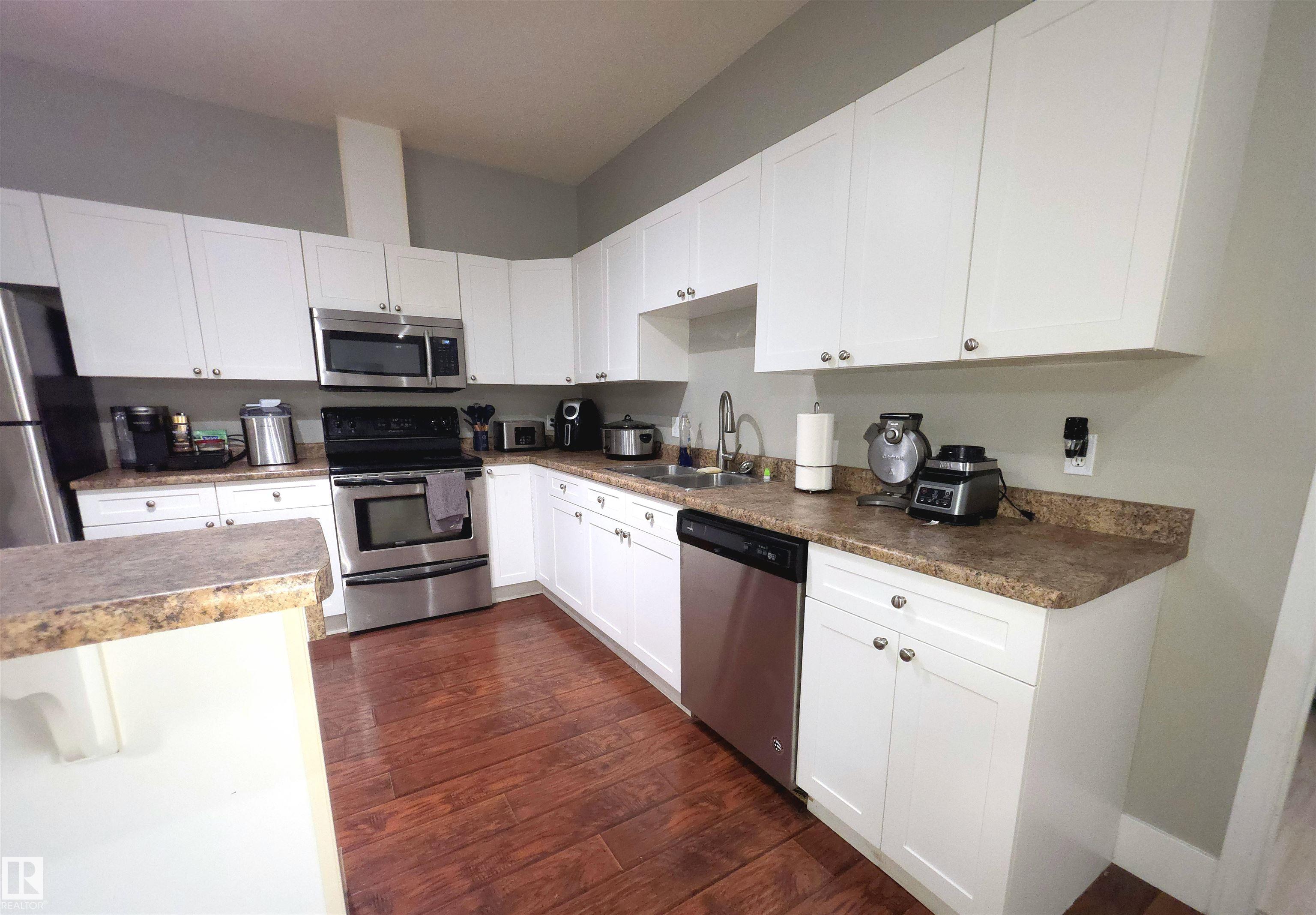 Photo 9 at 104 - 4312 139 Avenue NW, Clareview Town Centre, Edmonton