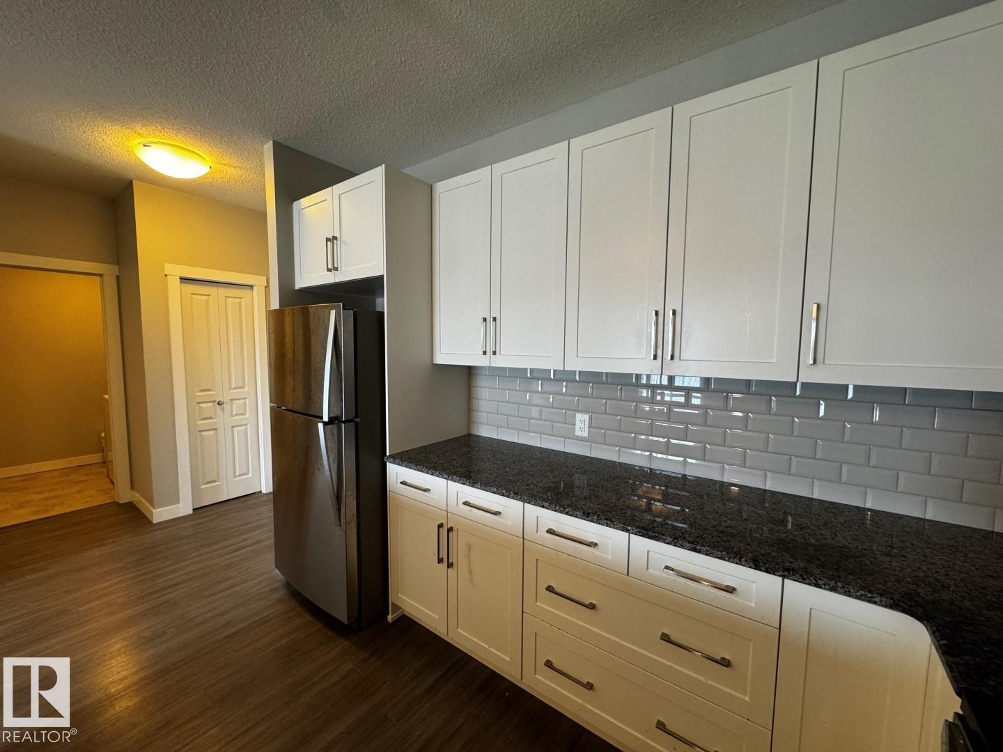 405 - 3670 139 Avenue NW, Clareview Town Centre, Edmonton