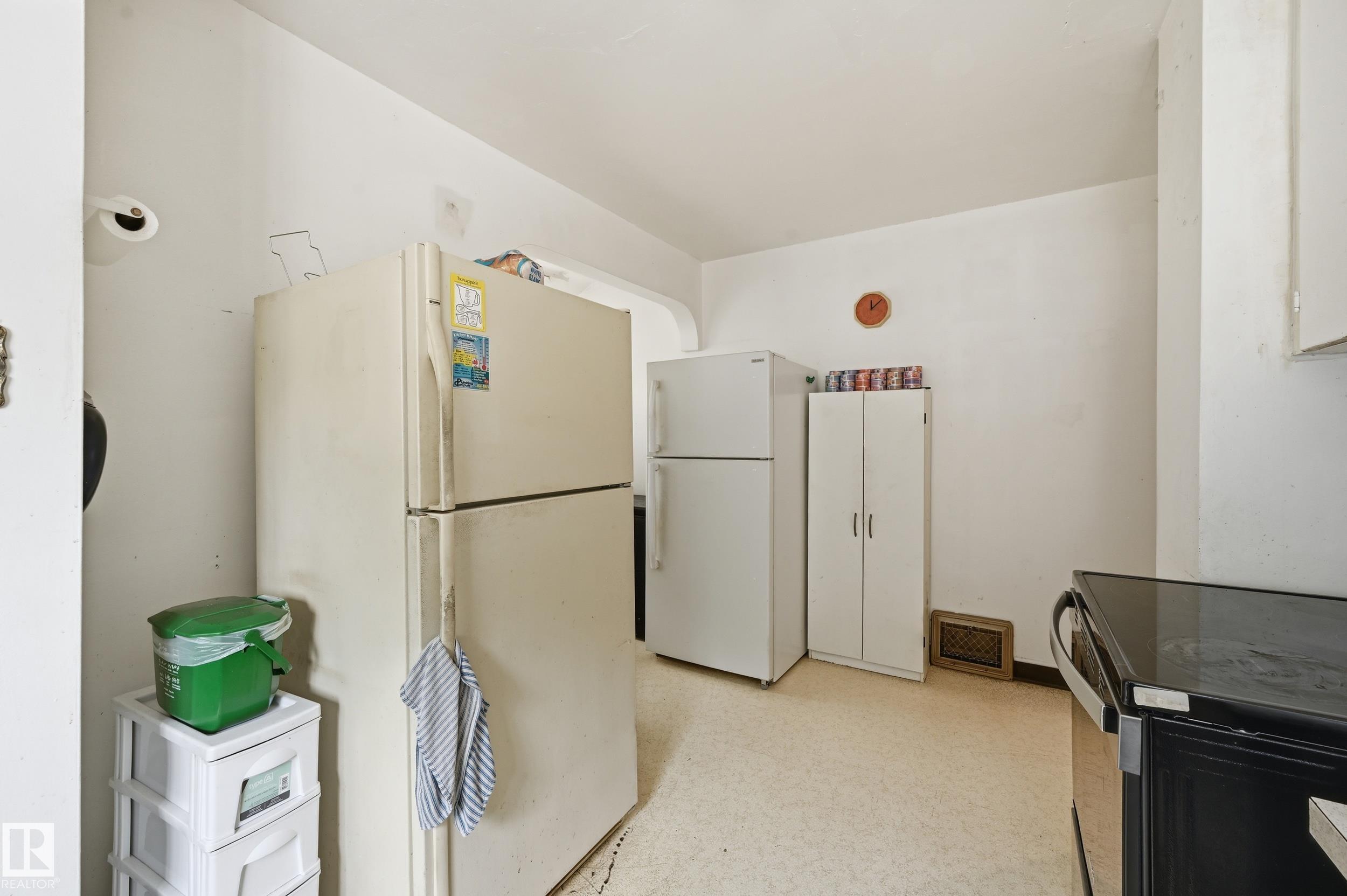 Photo 12 at 11325 101 Street NW, Spruce Avenue, Edmonton