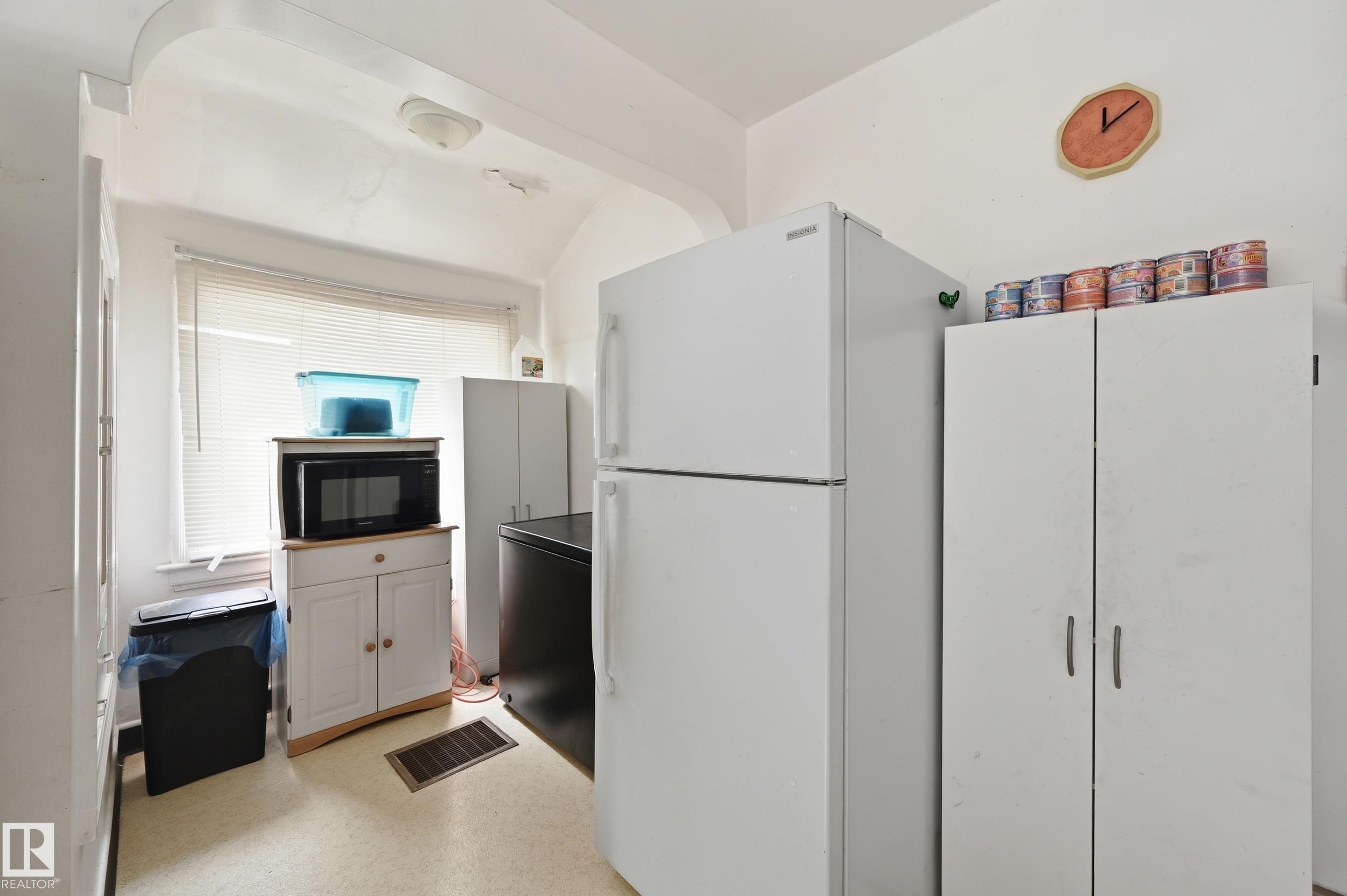 Photo 14 at 11325 101 Street NW, Spruce Avenue, Edmonton