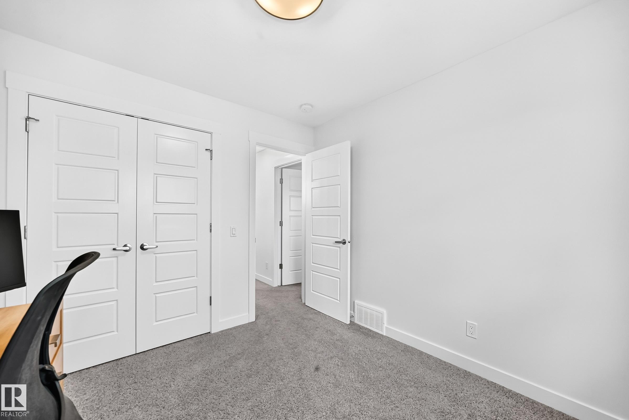 https://zimg.paragon.ice.com/ParagonImages/Property/PM/RAE/225410070/30/0/0/d21141a4878006c7623acde366654a80/1/0df17b822aa2d8a8a7b4866e05c0fdb6/225410070-0c996cf9-b22a-4b1c-87fa-bb4bbc9467f8.JPG