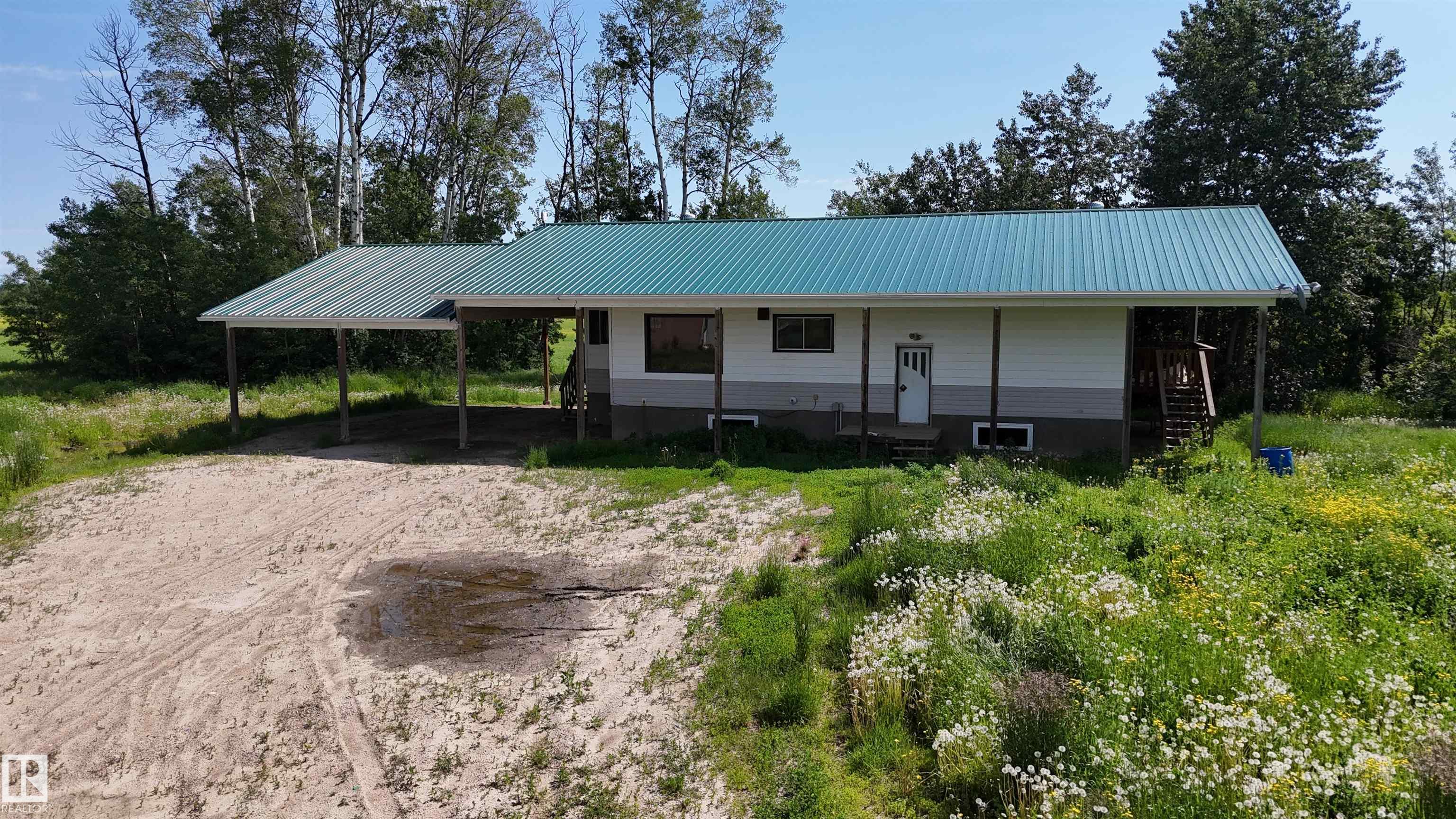 453038 RGE ROAD 61