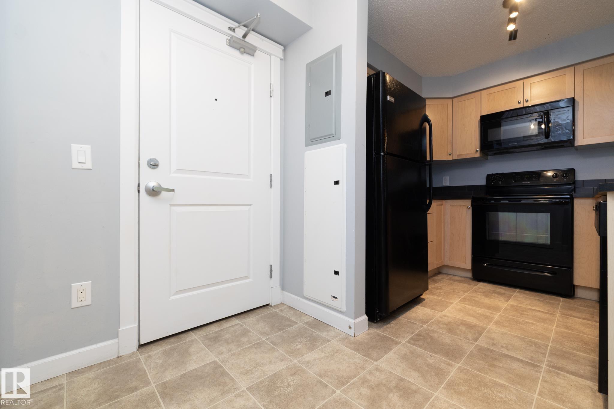 Photo 6 at 208 - 3719 Whitelaw Lane NW, Windermere, Edmonton
