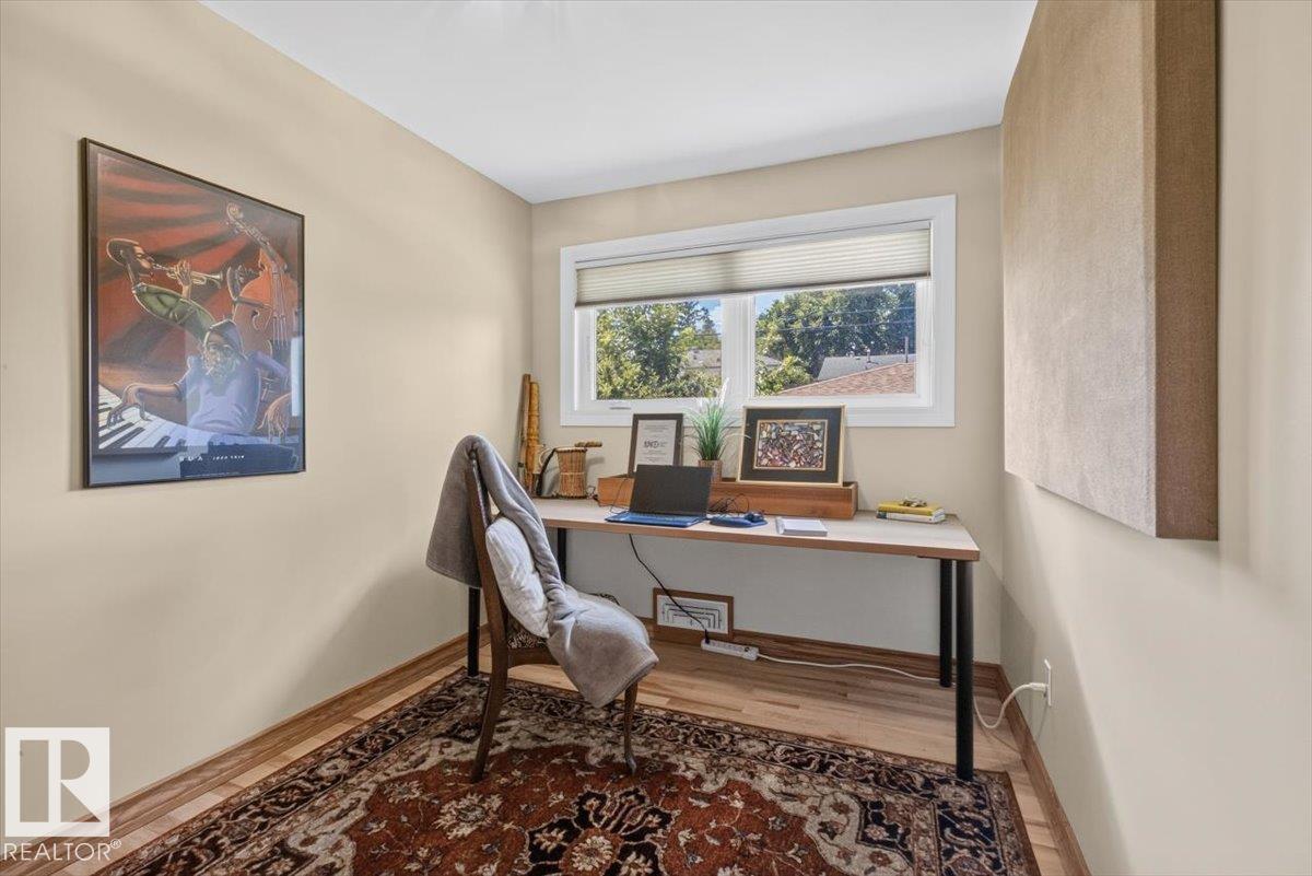 Photo 20 at 10736 48 Street NW, Capilano, Edmonton