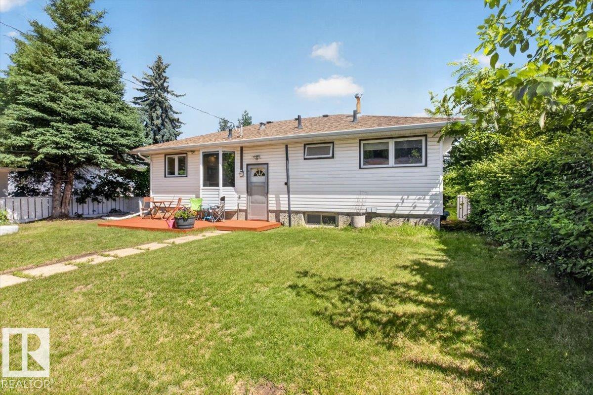 Photo 46 at 10736 48 Street NW, Capilano, Edmonton