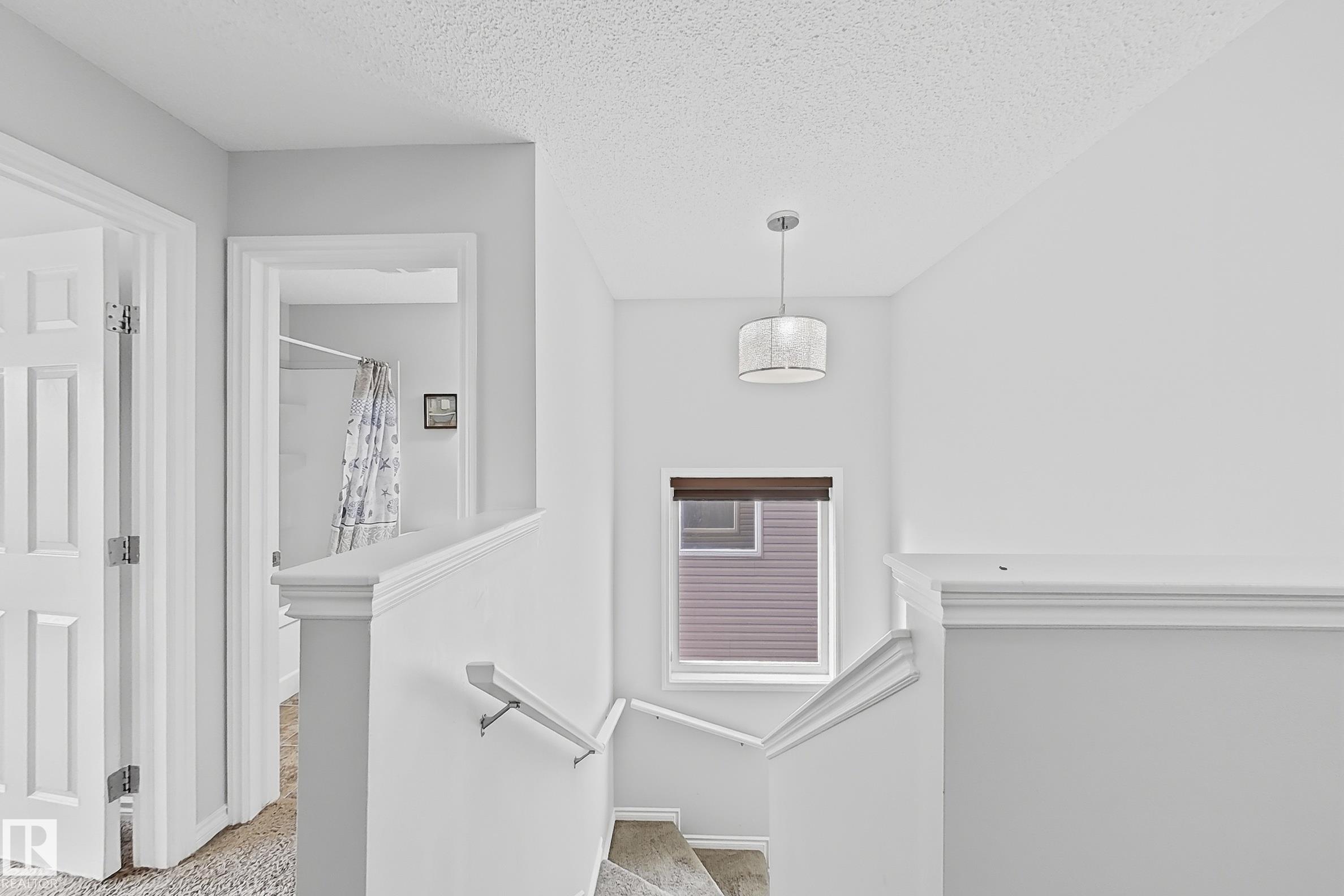 Photo 11 at 1806 28 Street NW, Laurel, Edmonton