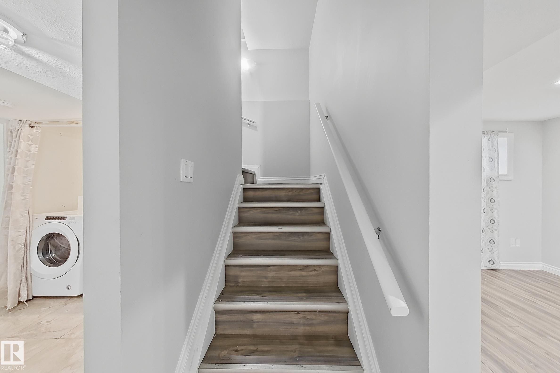 Photo 20 at 1806 28 Street NW, Laurel, Edmonton