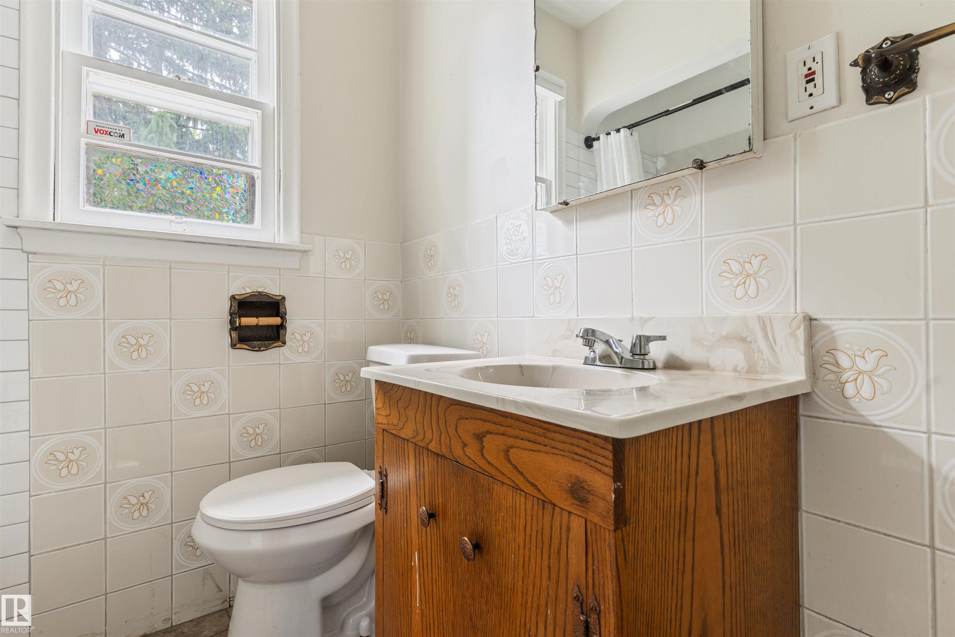 Photo 24 at 10215 138 Street NW, Glenora, Edmonton