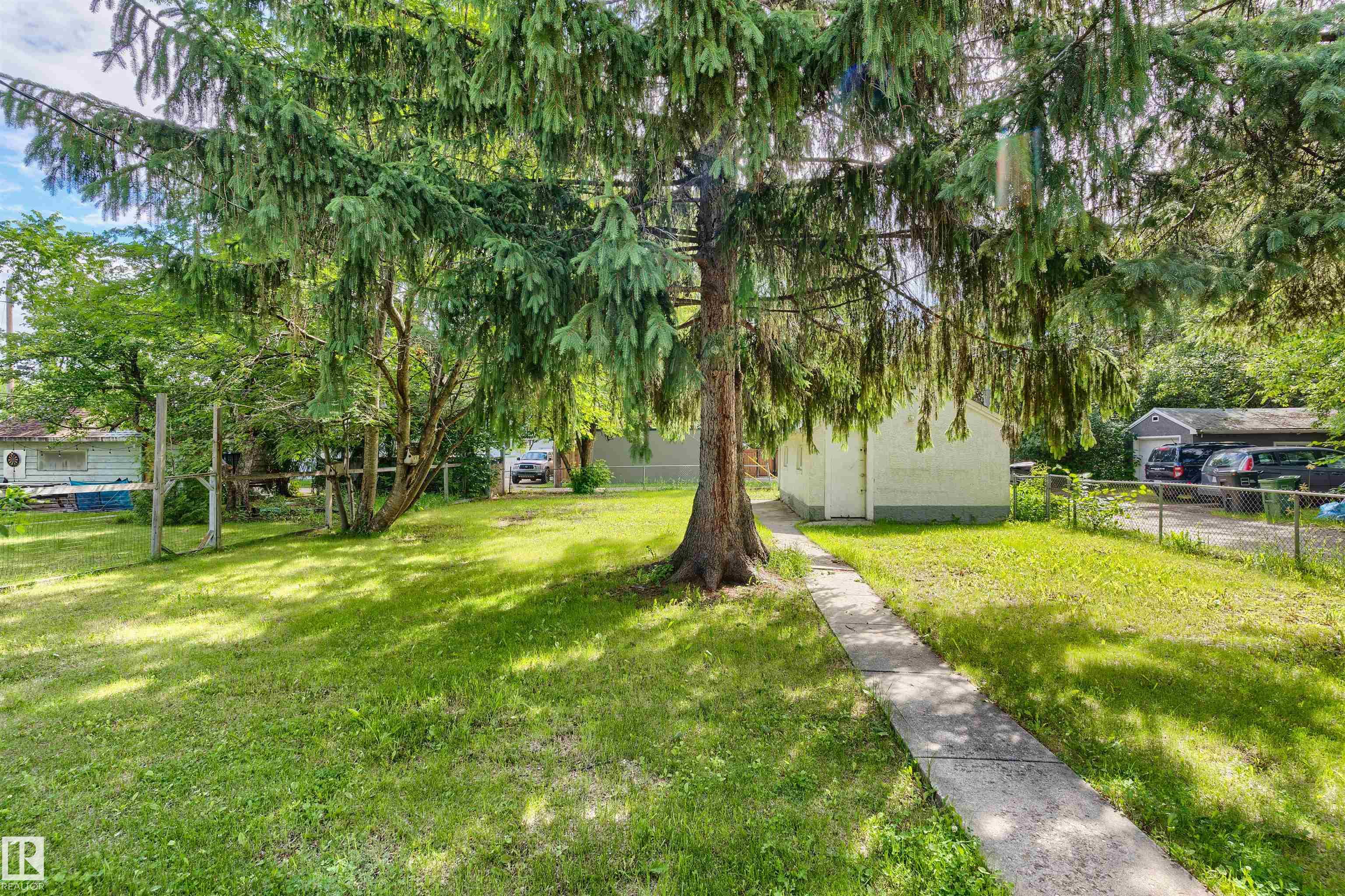 Photo 35 at 10215 138 Street NW, Glenora, Edmonton