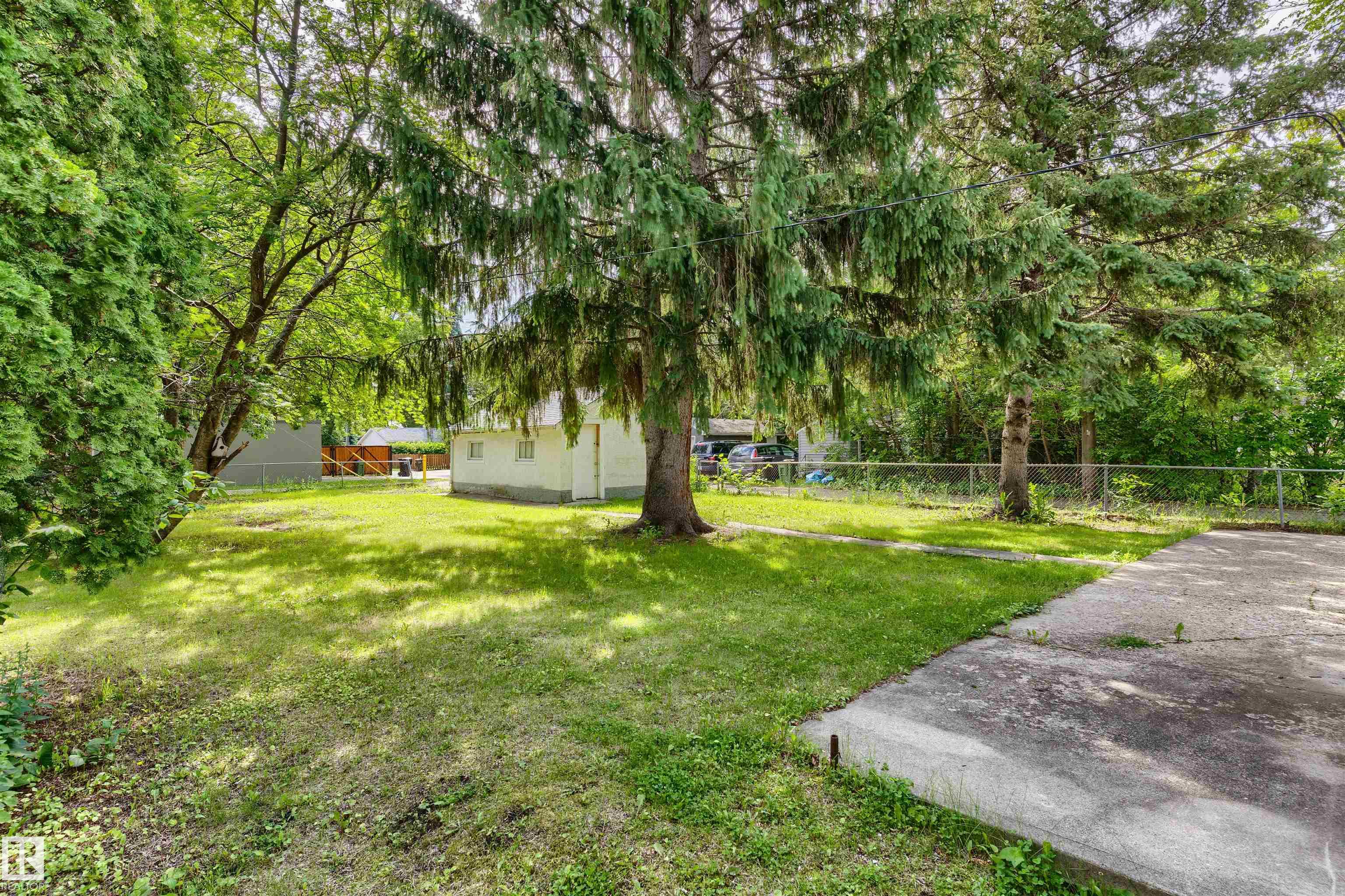 Photo 36 at 10215 138 Street NW, Glenora, Edmonton