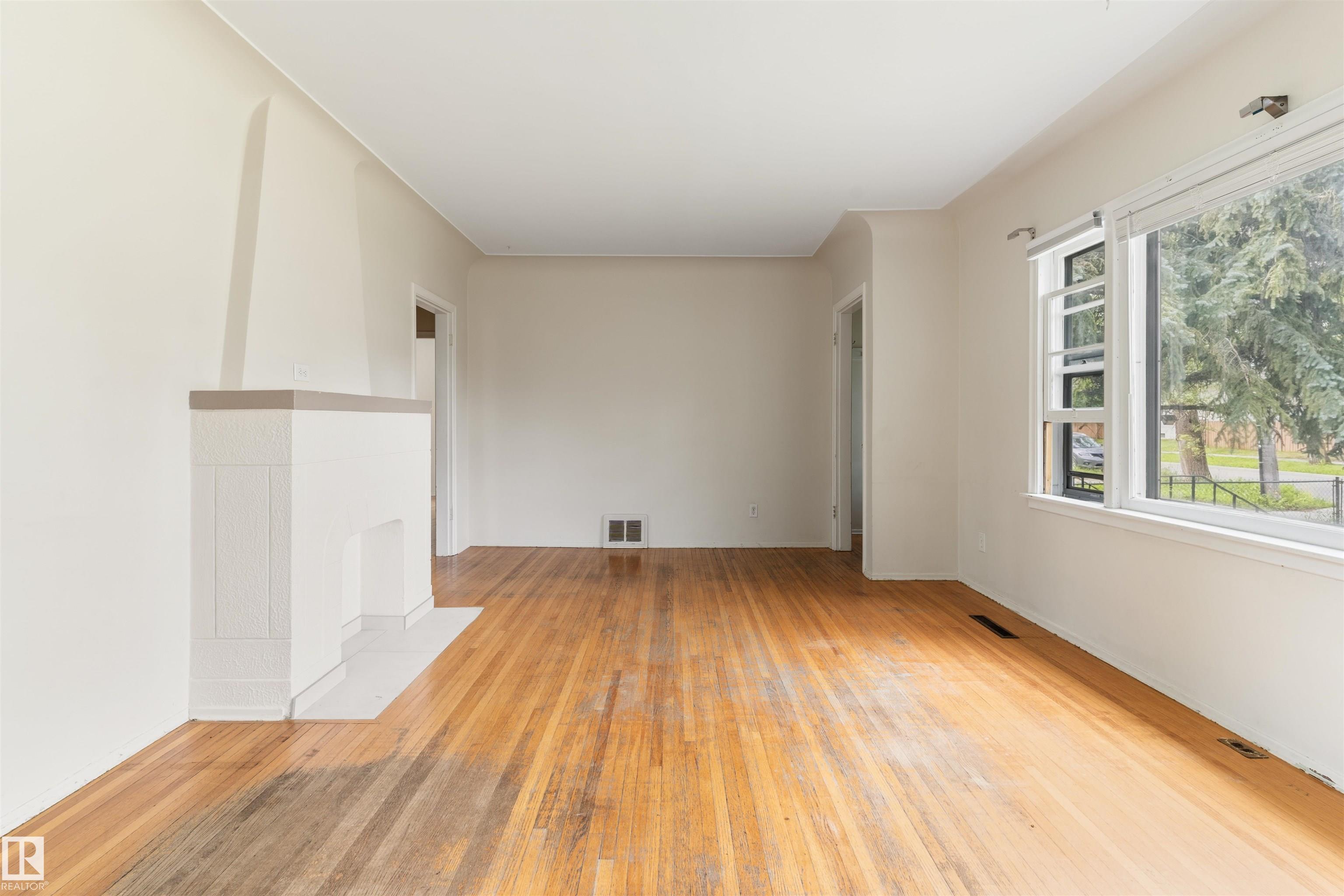 Photo 10 at 10215 138 Street NW, Glenora, Edmonton