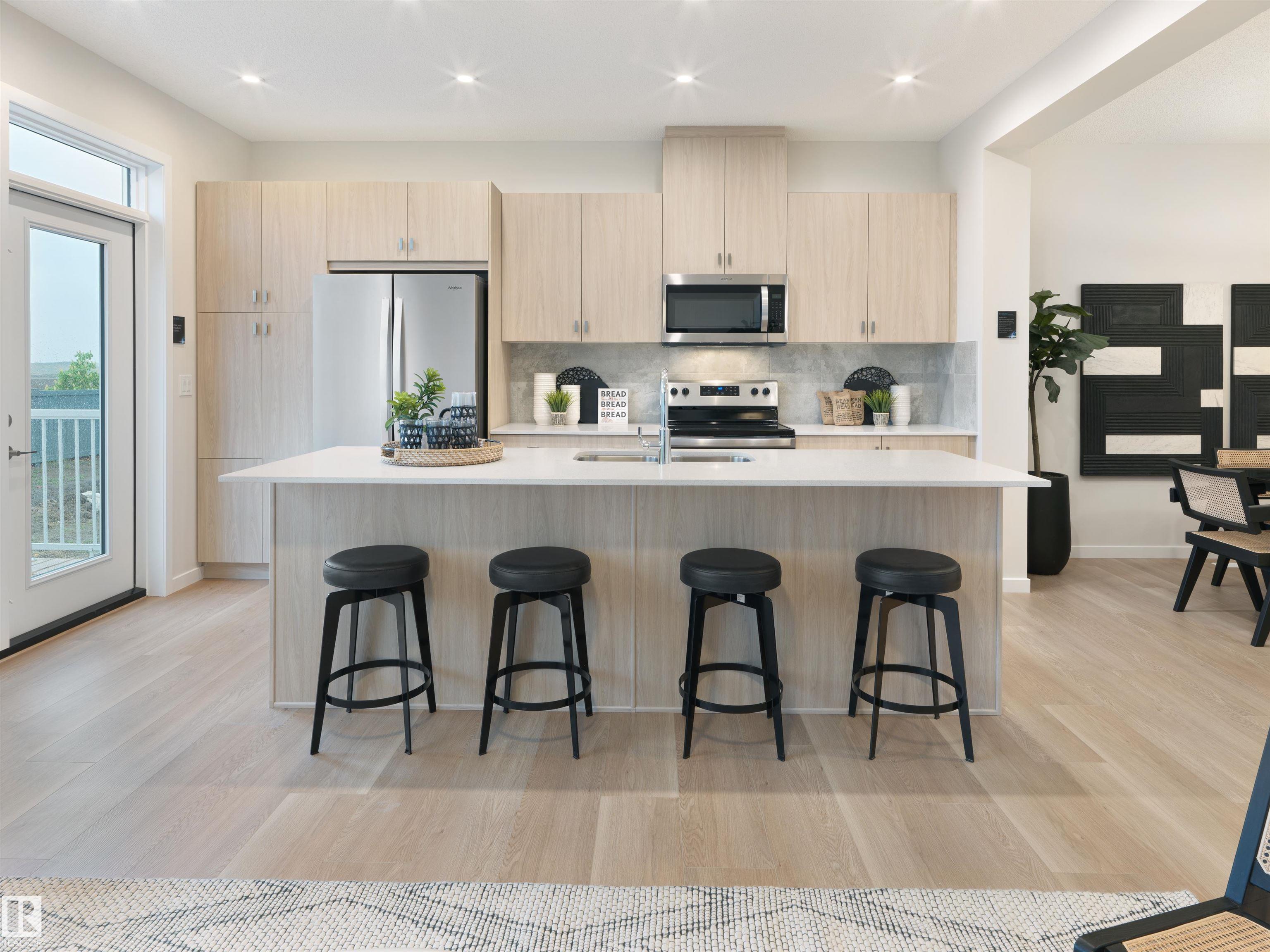 Photo 6 at 7402 Keeler Crescent SW, Keswick, Edmonton