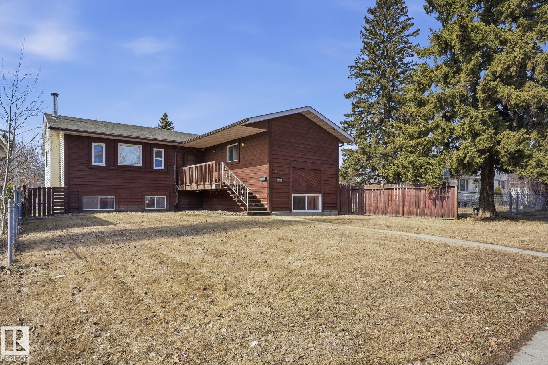 12340 St Albert Trail NW, Dovercourt, Edmonton
