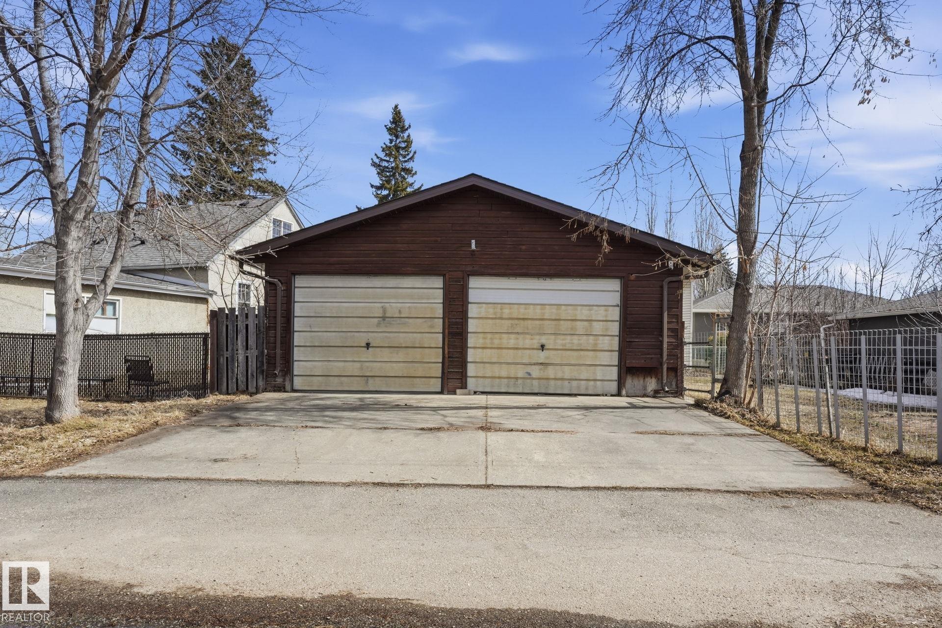 Photo 33 at 12340 St Albert Trail NW, Dovercourt, Edmonton