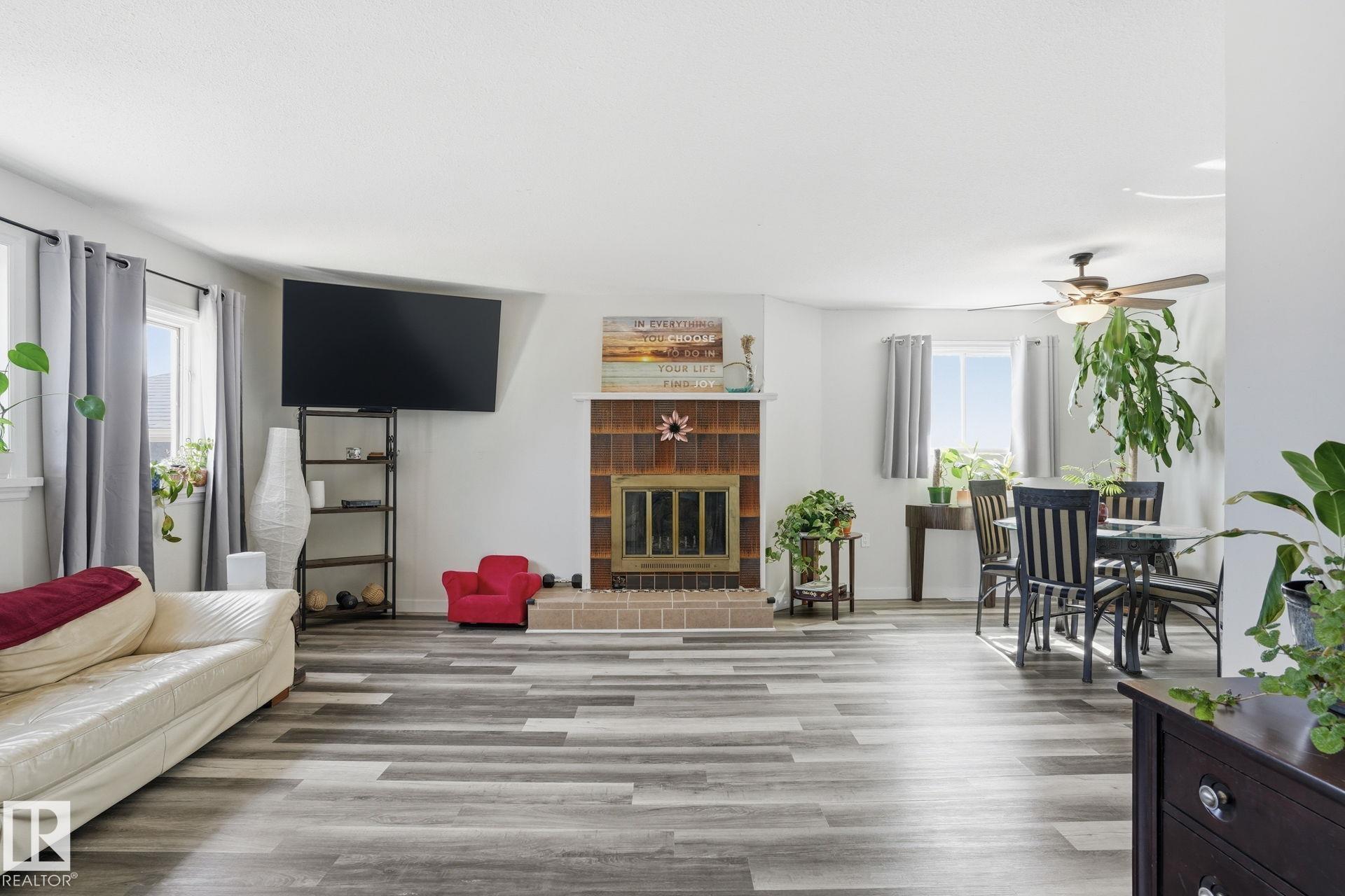 12340 St Albert Trail NW, Dovercourt, Edmonton