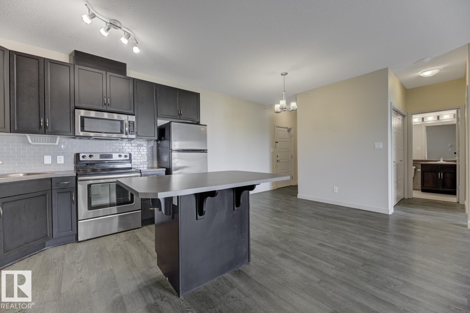 Photo 8 at 450 - 11517 Ellerslie Road SW, Rutherford, Edmonton