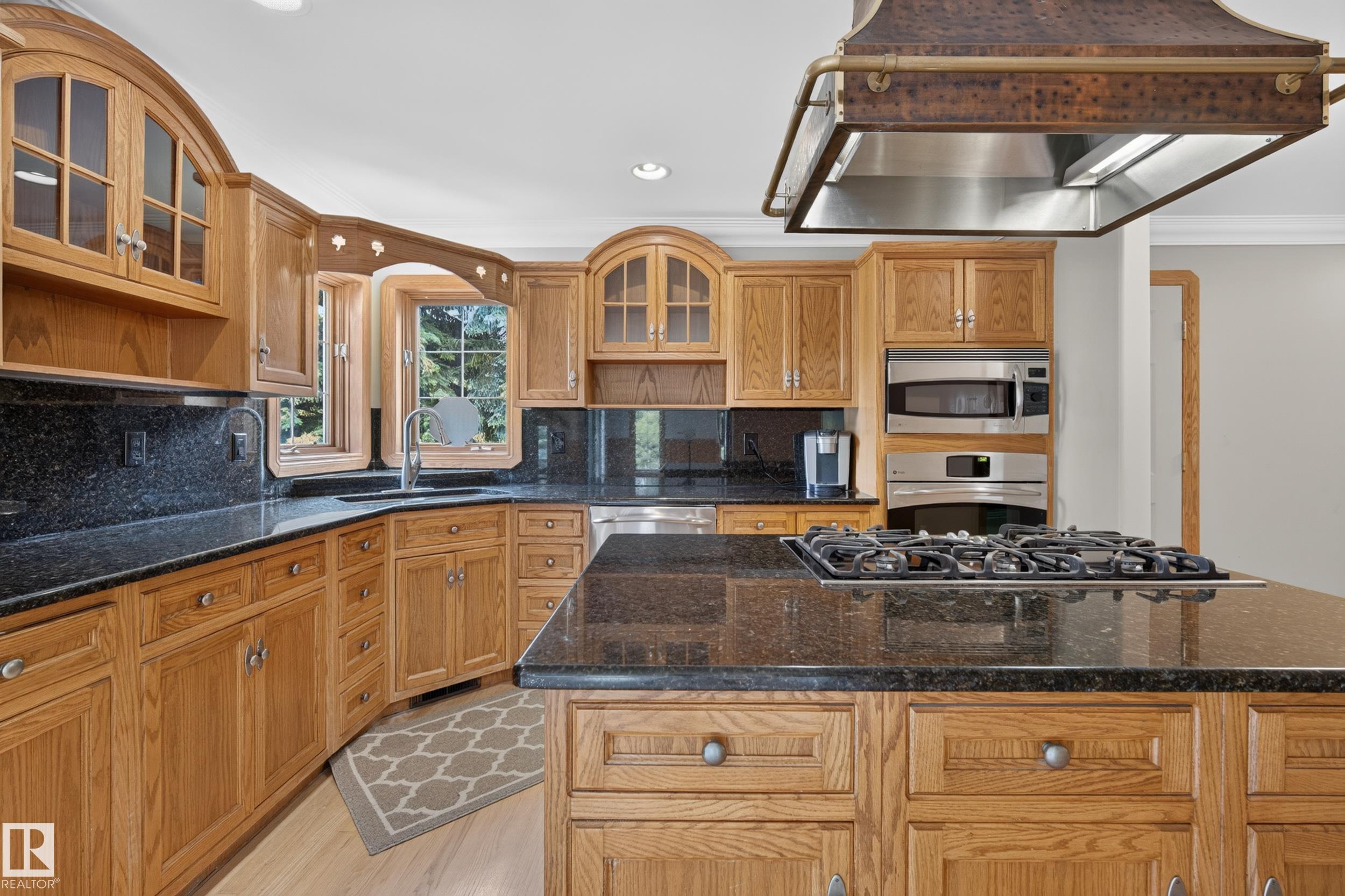 Photo 11 at 6203 143 Street NW, Brookside, Edmonton