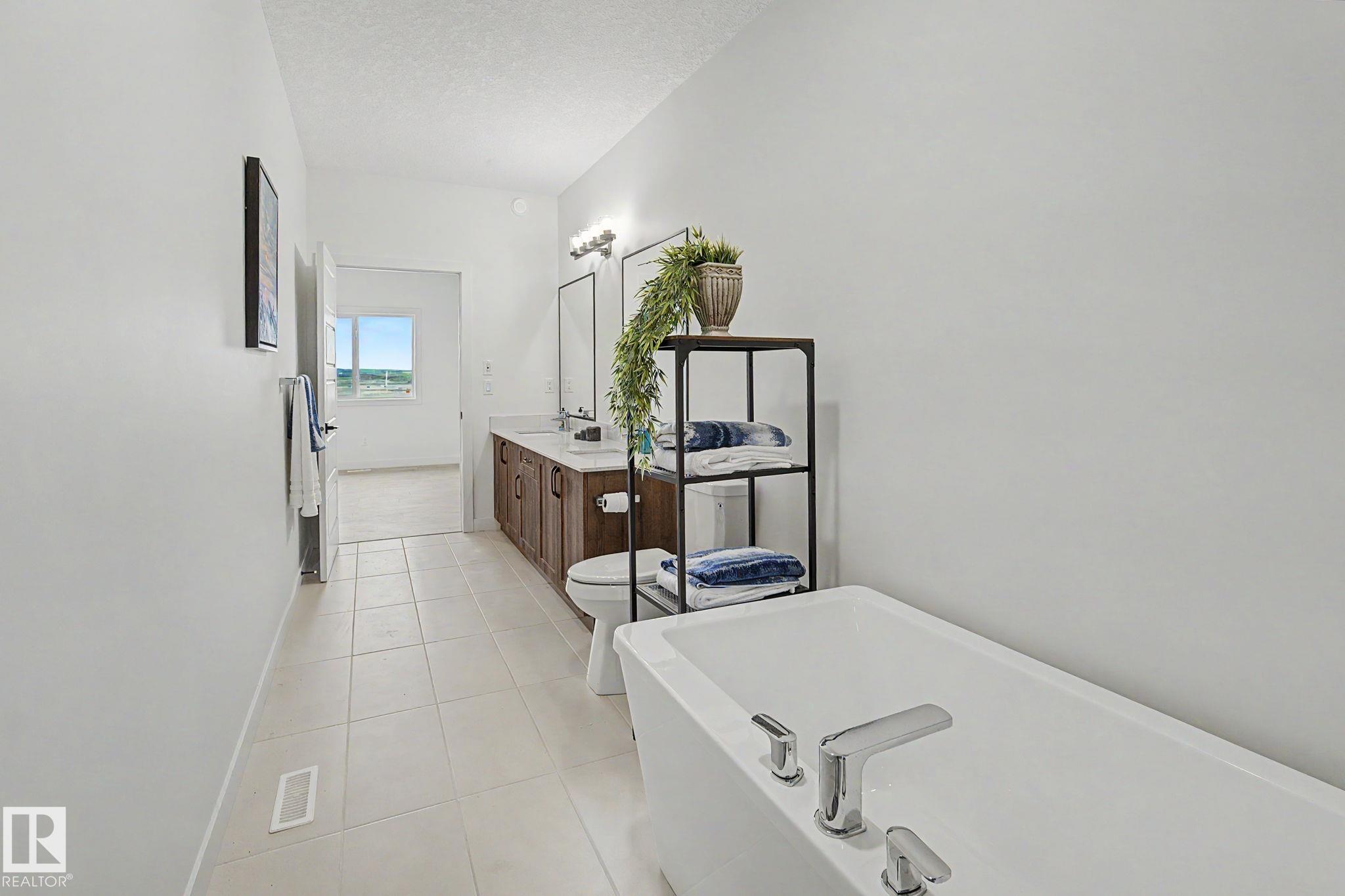 Photo 25 at 2 - 11 Dalton Link, Deer Park, Spruce Grove
