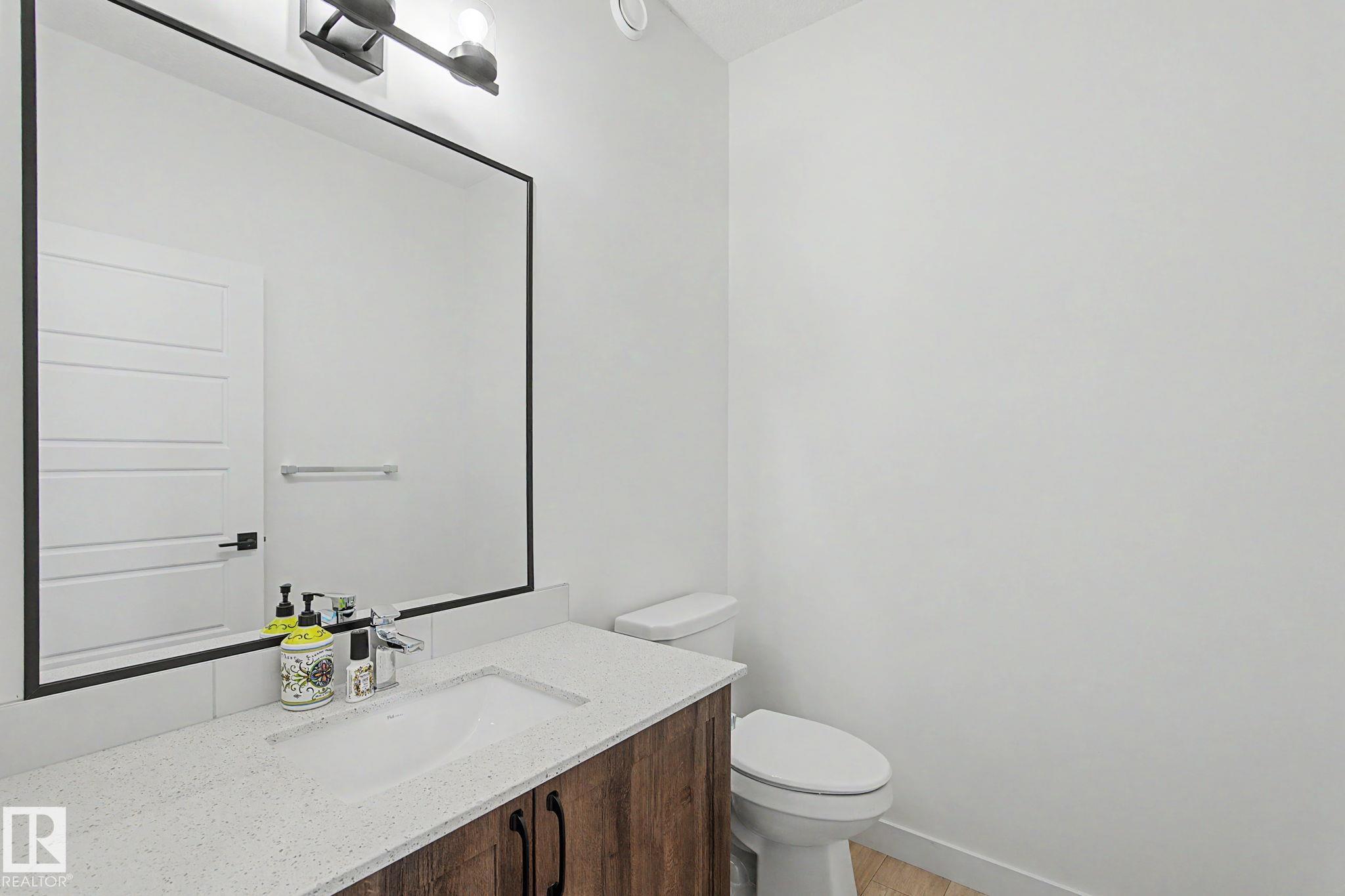 Photo 8 at 2 - 11 Dalton Link, Deer Park, Spruce Grove