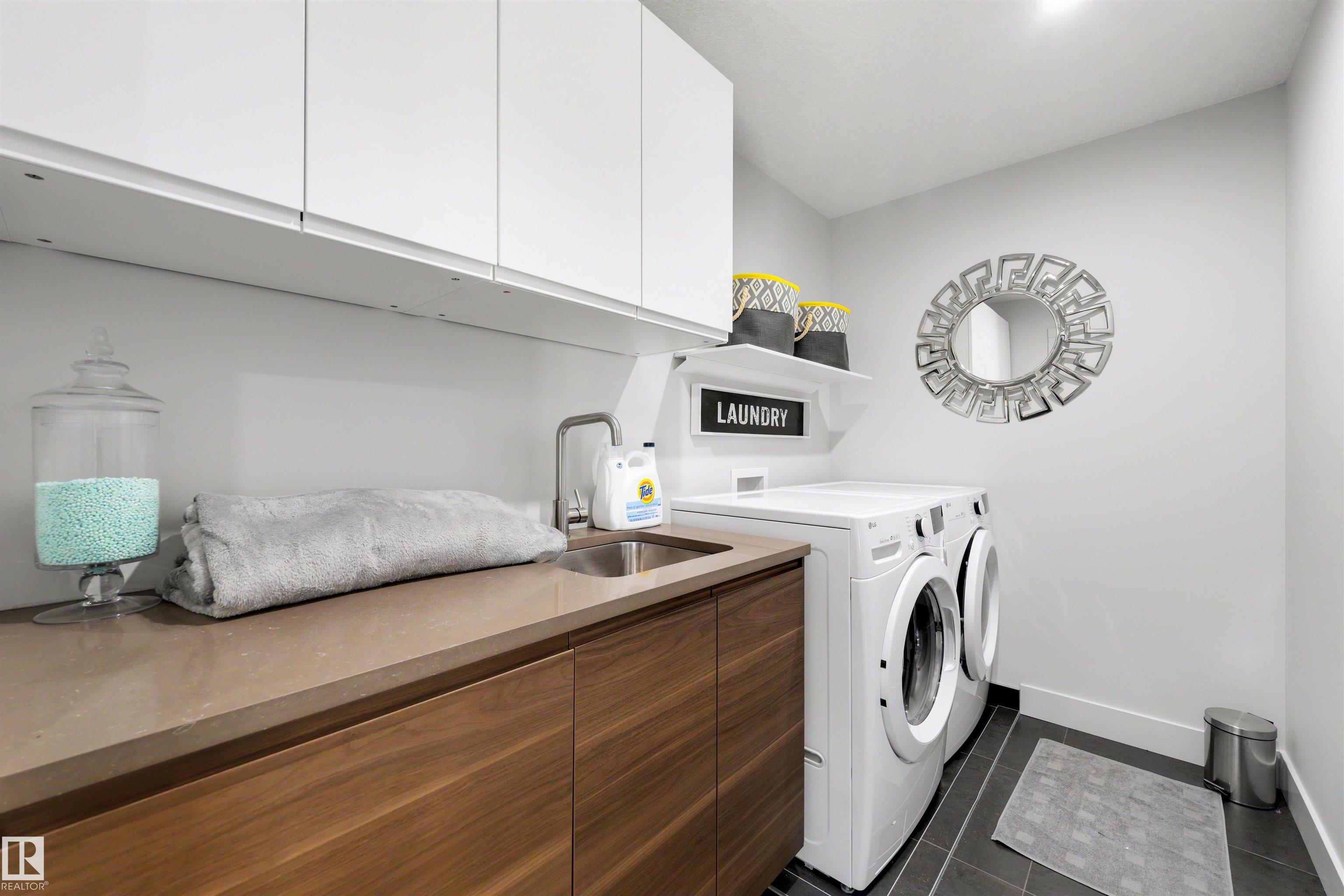 Photo 34 at 7814 142 Street NW, Laurier Heights, Edmonton